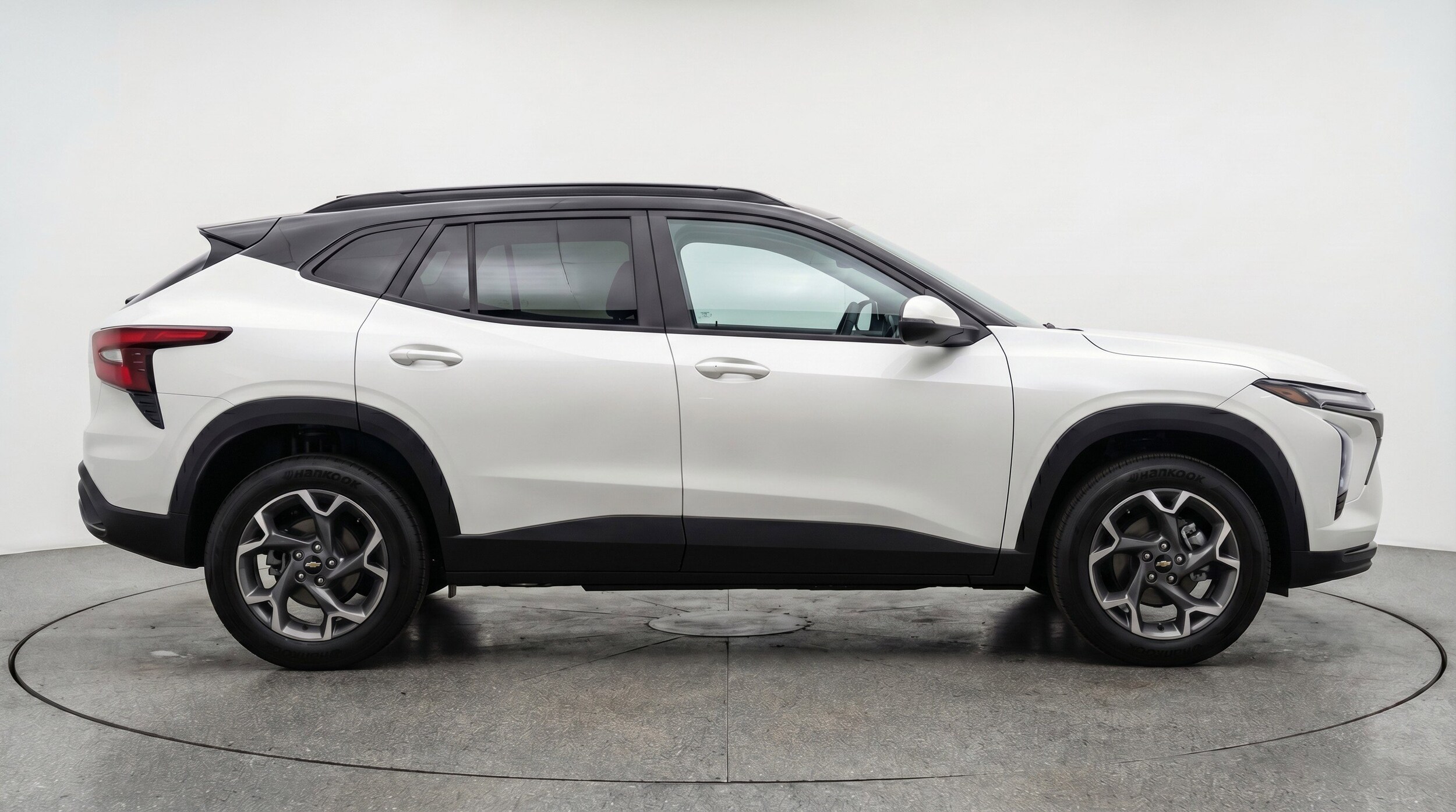 Thumbnail: 2025 Chevrolet Trax - 11