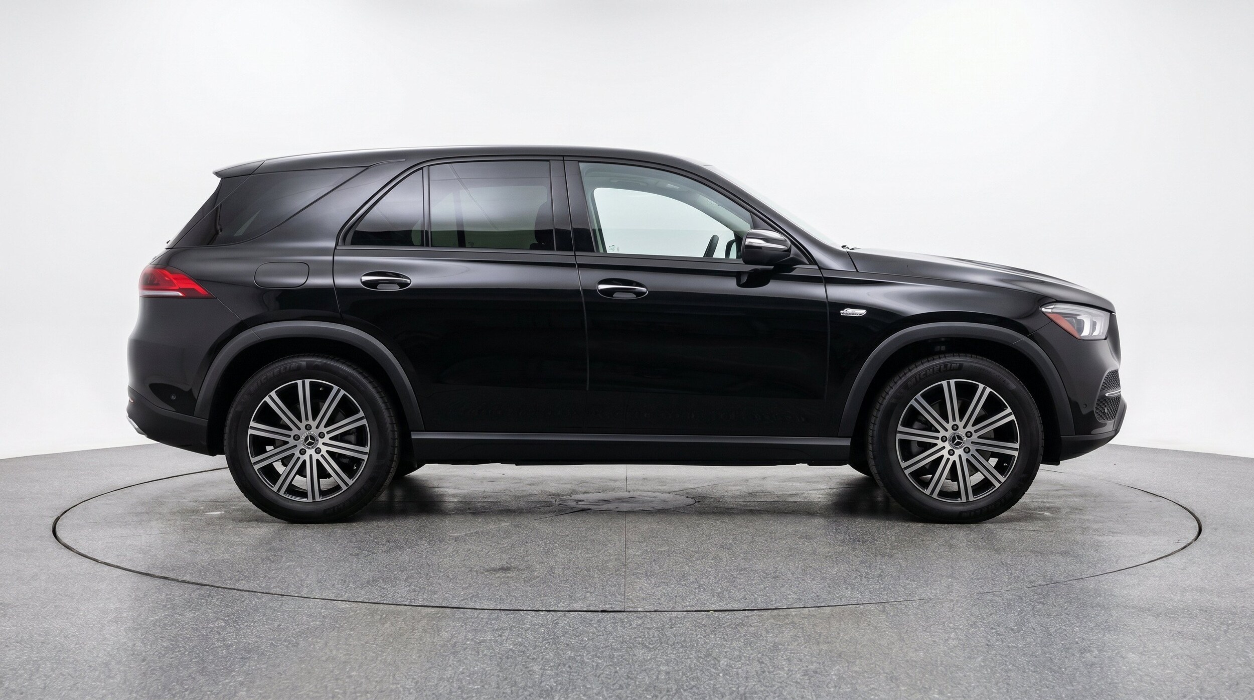 Thumbnail: 2026 Mercedes-Benz GLE - 11