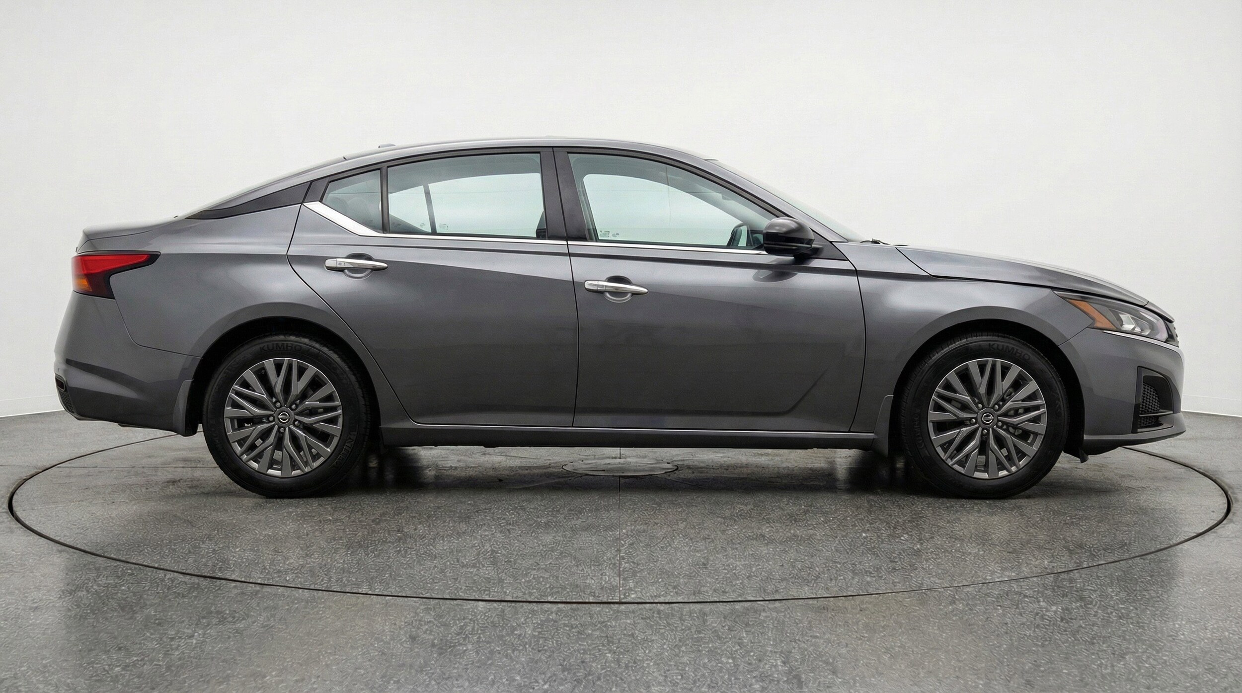 Thumbnail: 2025 Nissan Altima - 11