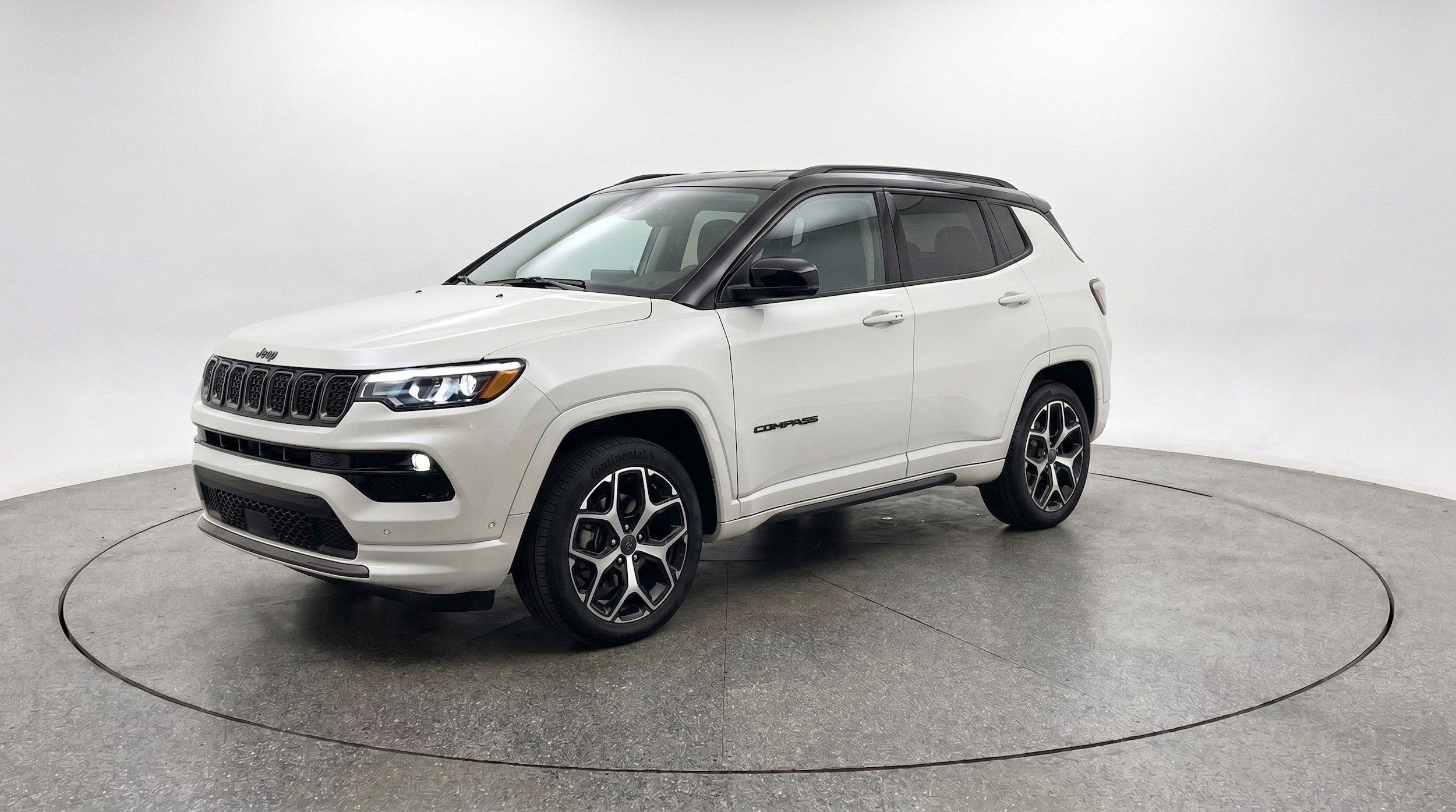 Thumbnail: 2025 Jeep Compass - 3