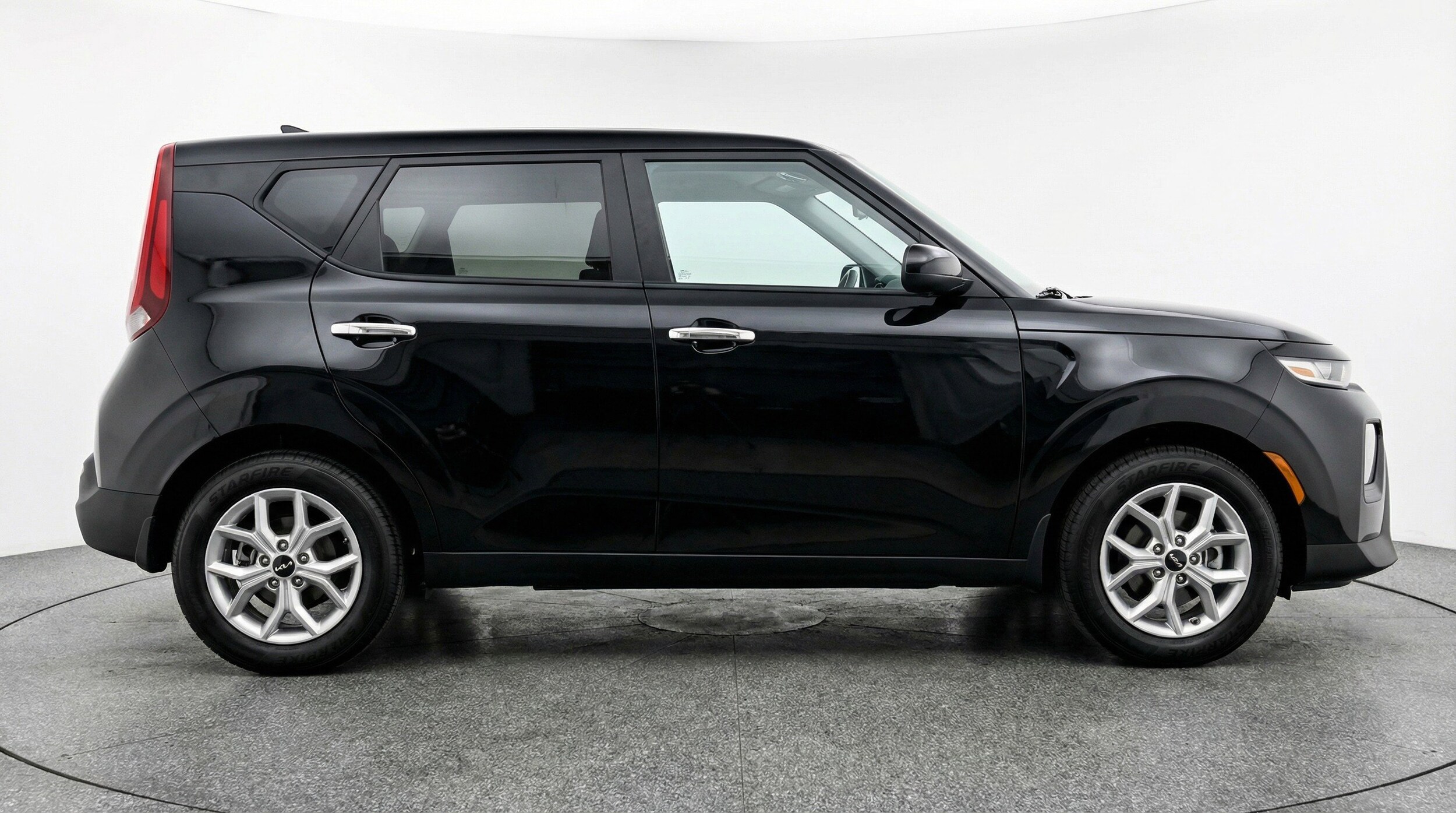 Thumbnail: 2025 Kia Soul - 11