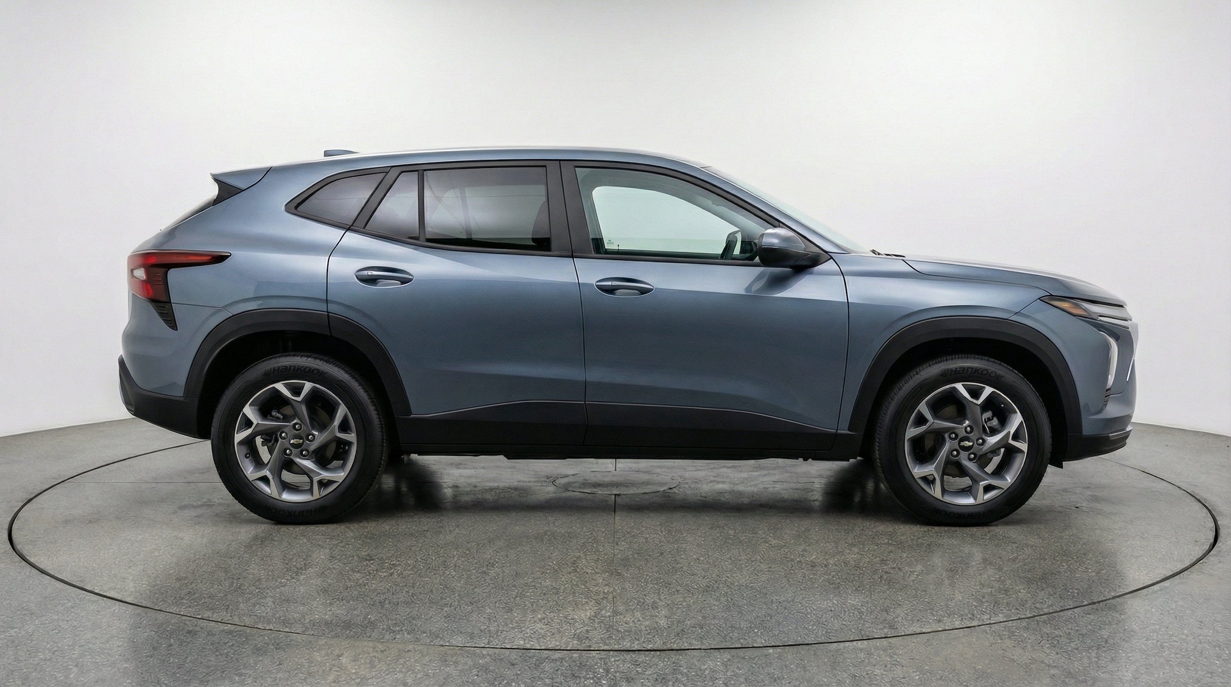 Thumbnail: 2025 Chevrolet Trax - 11