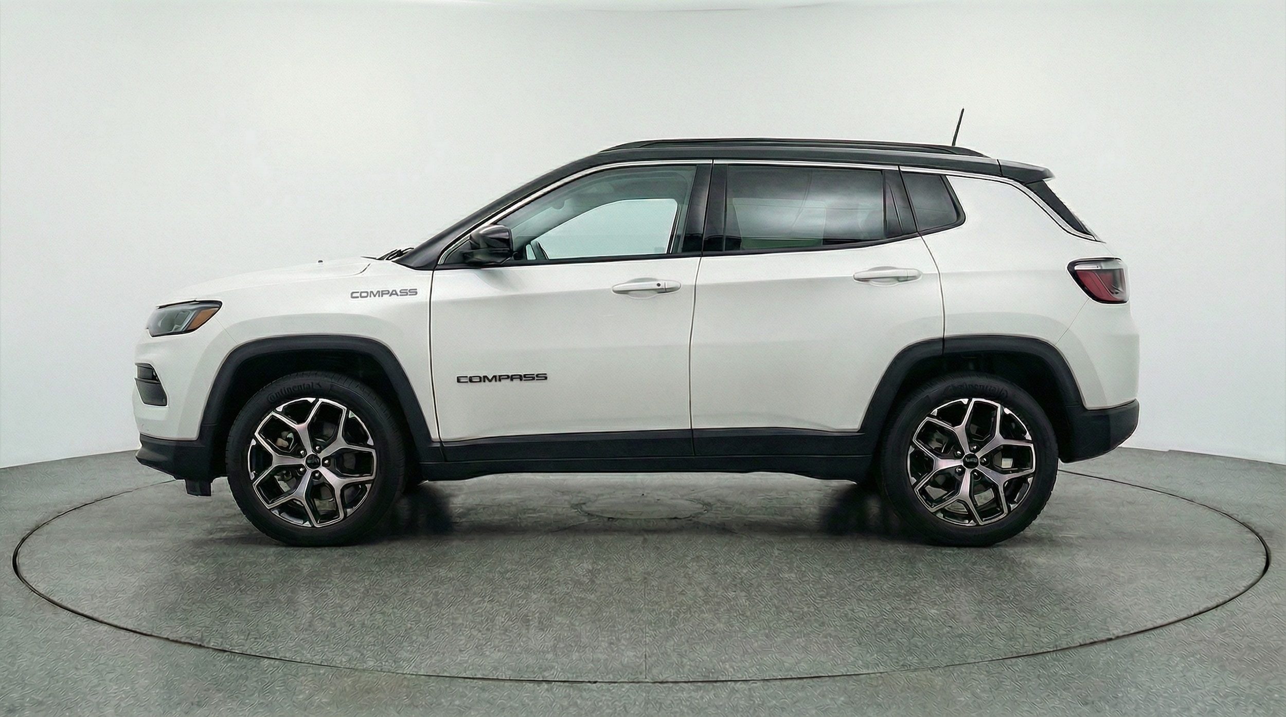 Thumbnail: 2025 Jeep Compass - 4