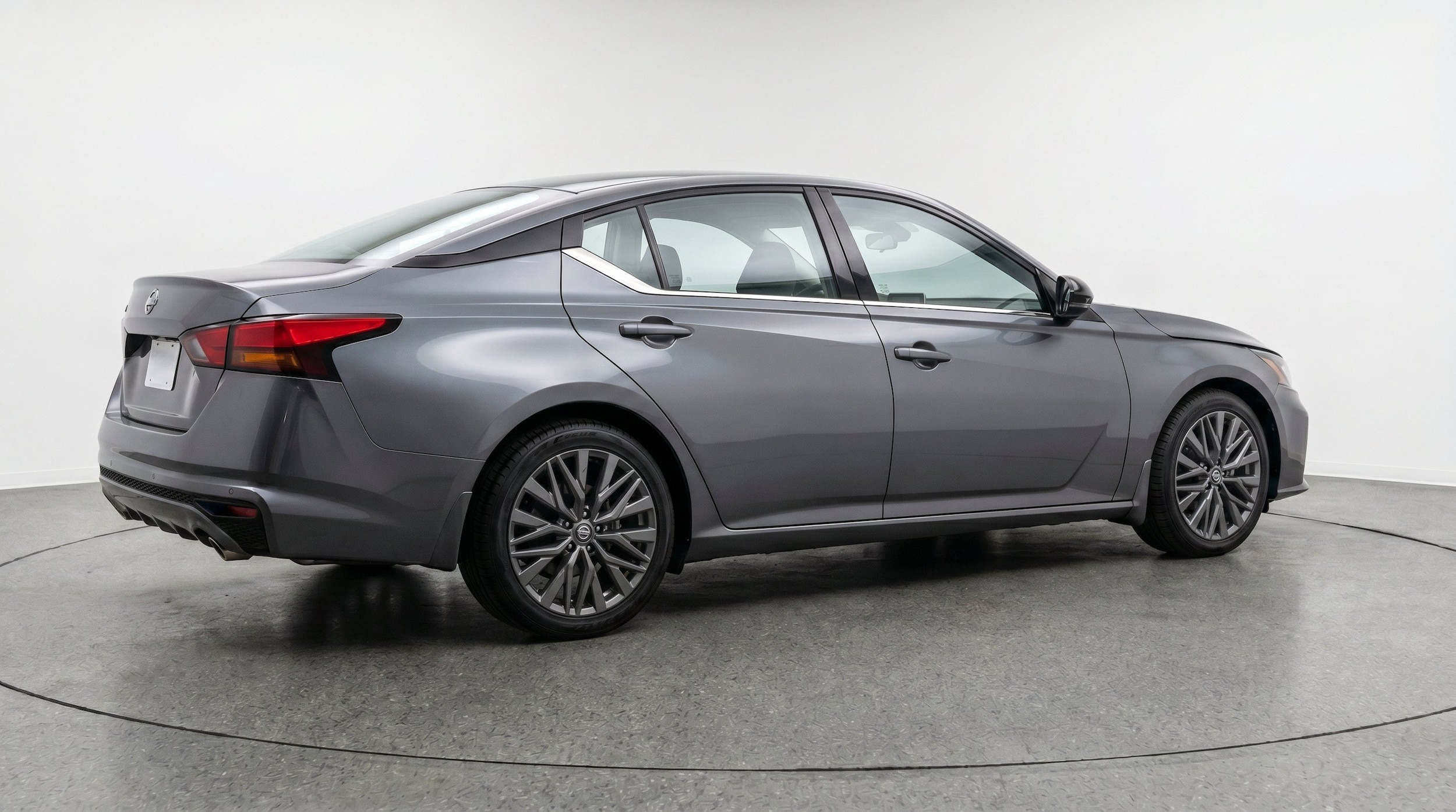 Thumbnail: 2025 Nissan Altima - 9