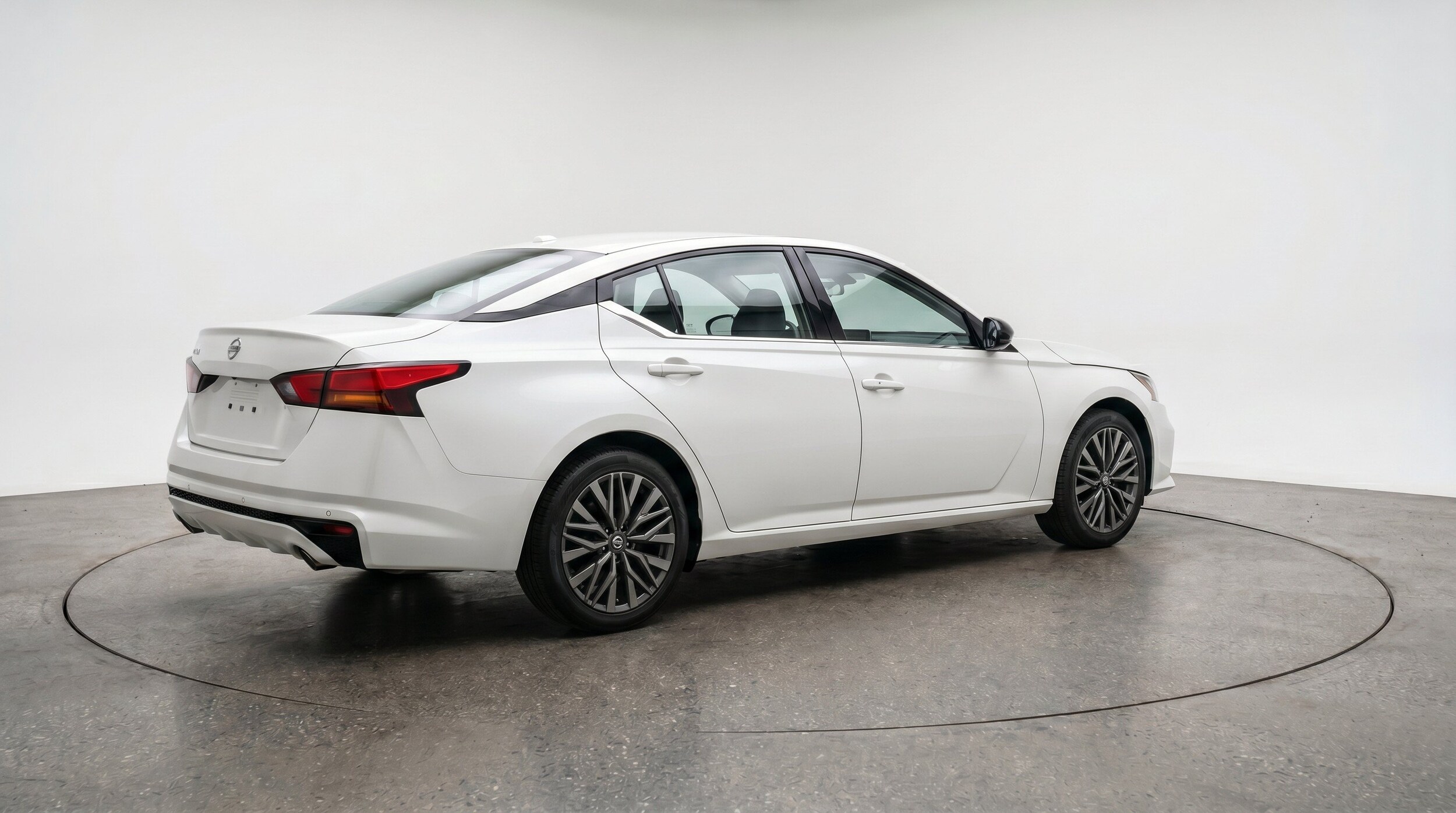 Thumbnail: 2025 Nissan Altima - 9