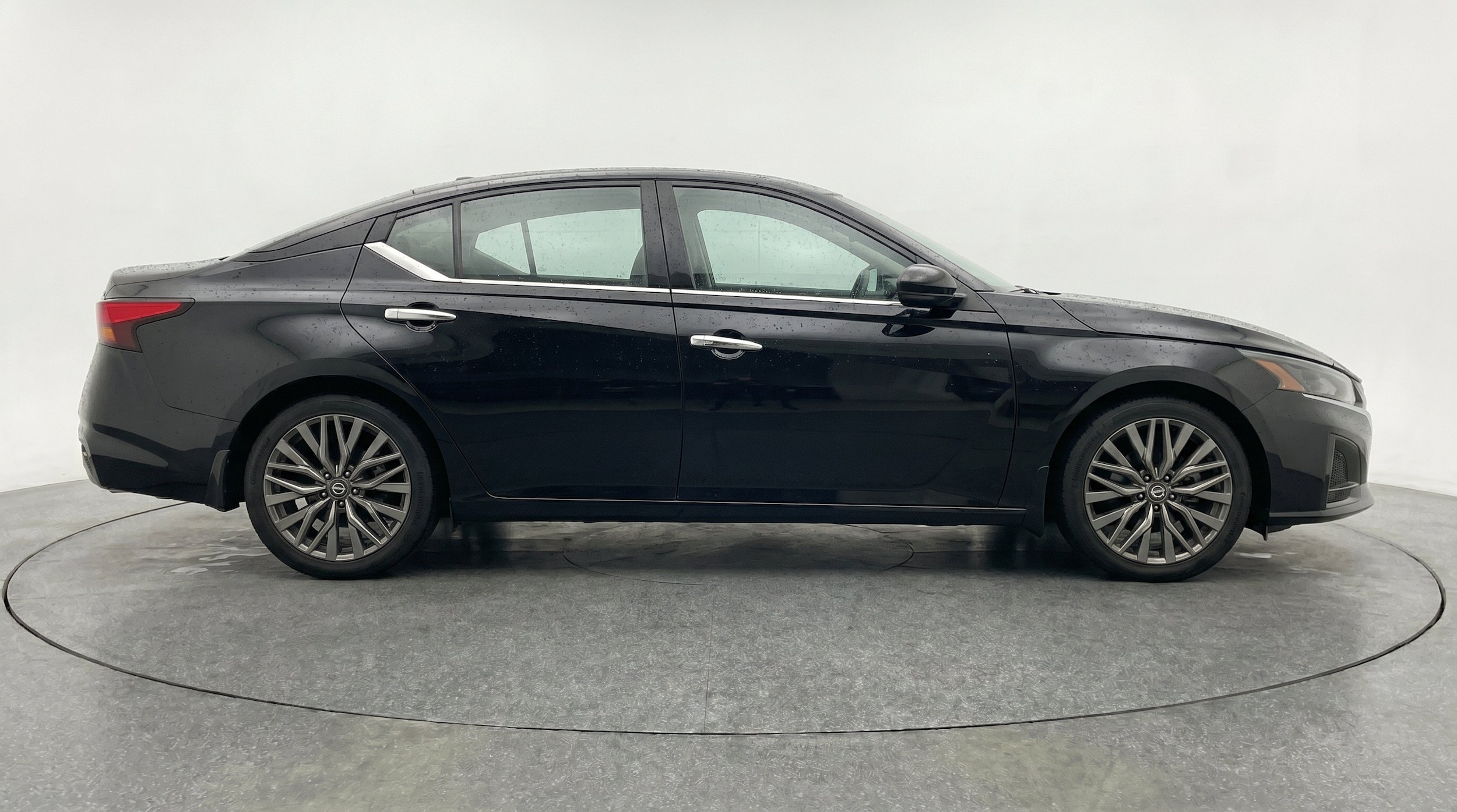 Thumbnail: 2025 Nissan Altima - 11