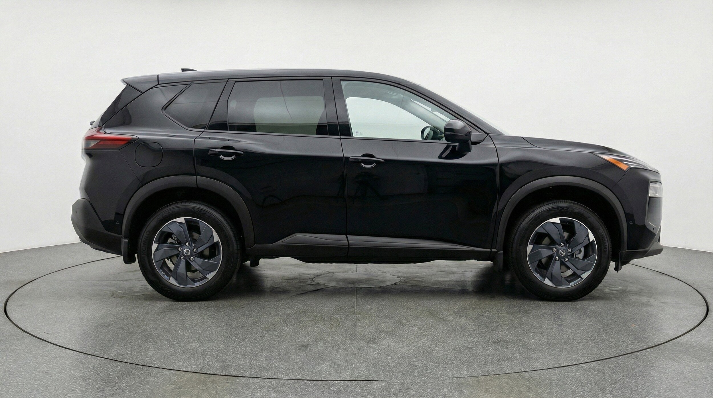 Thumbnail: 2025 Nissan Rogue - 11