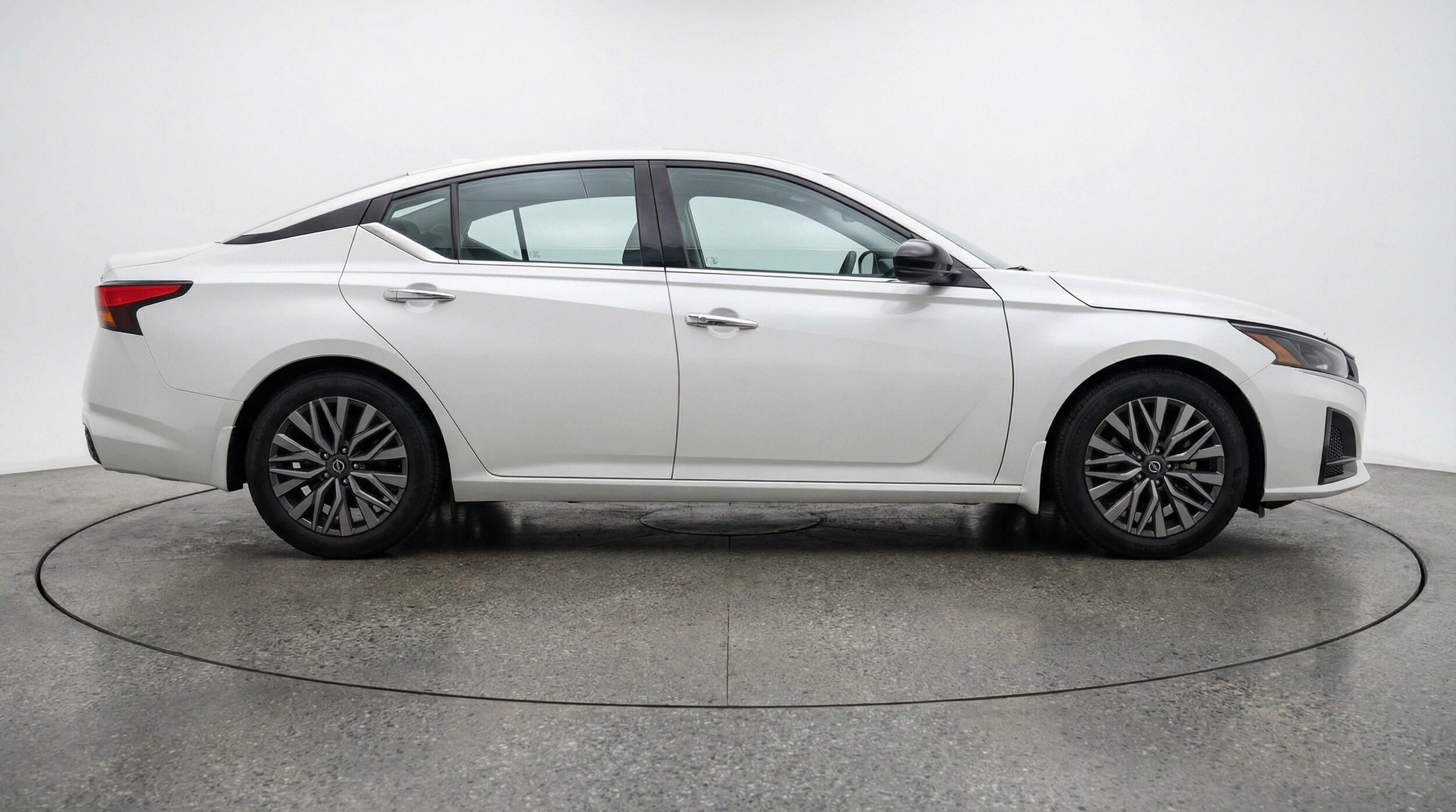Thumbnail: 2025 Nissan Altima - 11