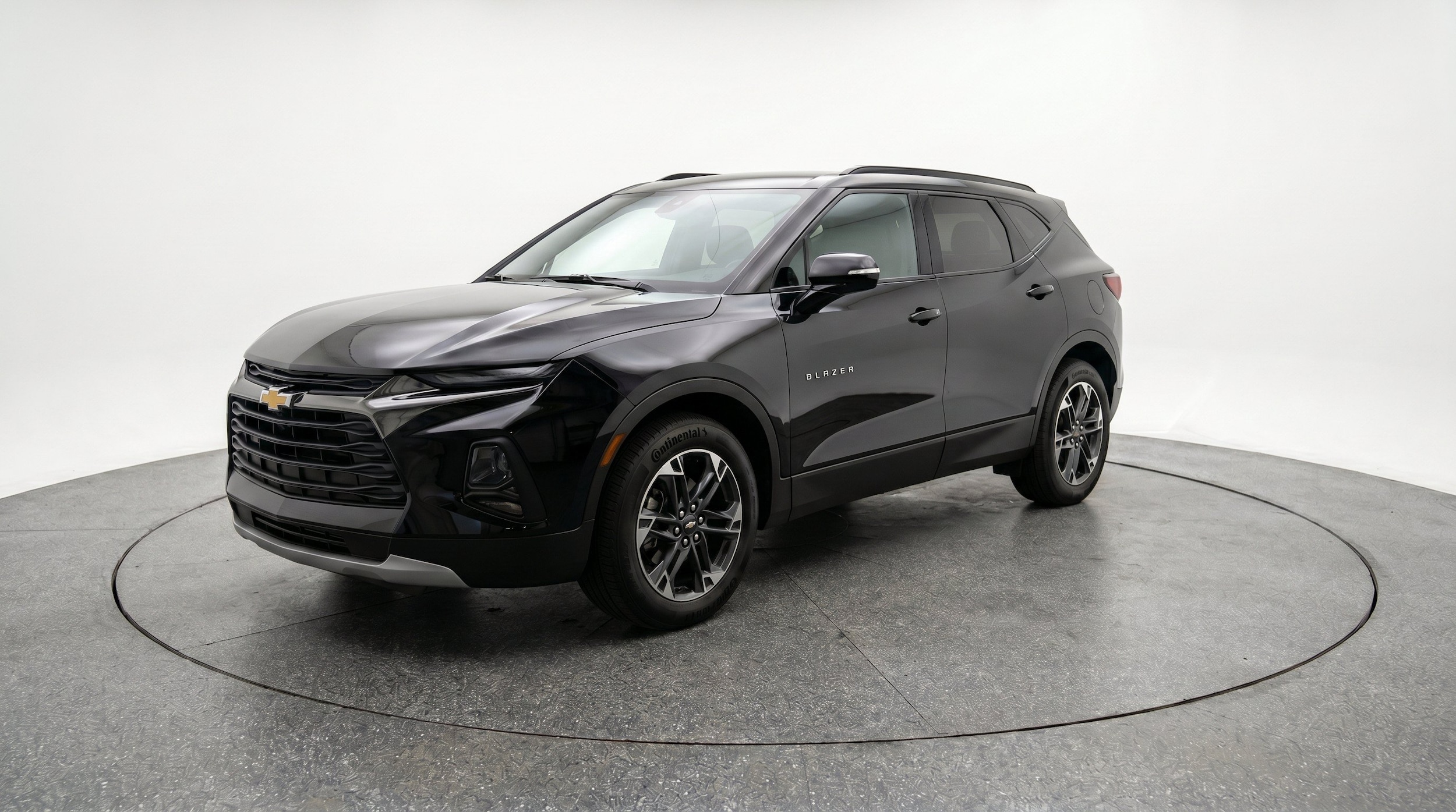 Thumbnail: 2026 Chevrolet Blazer - 3