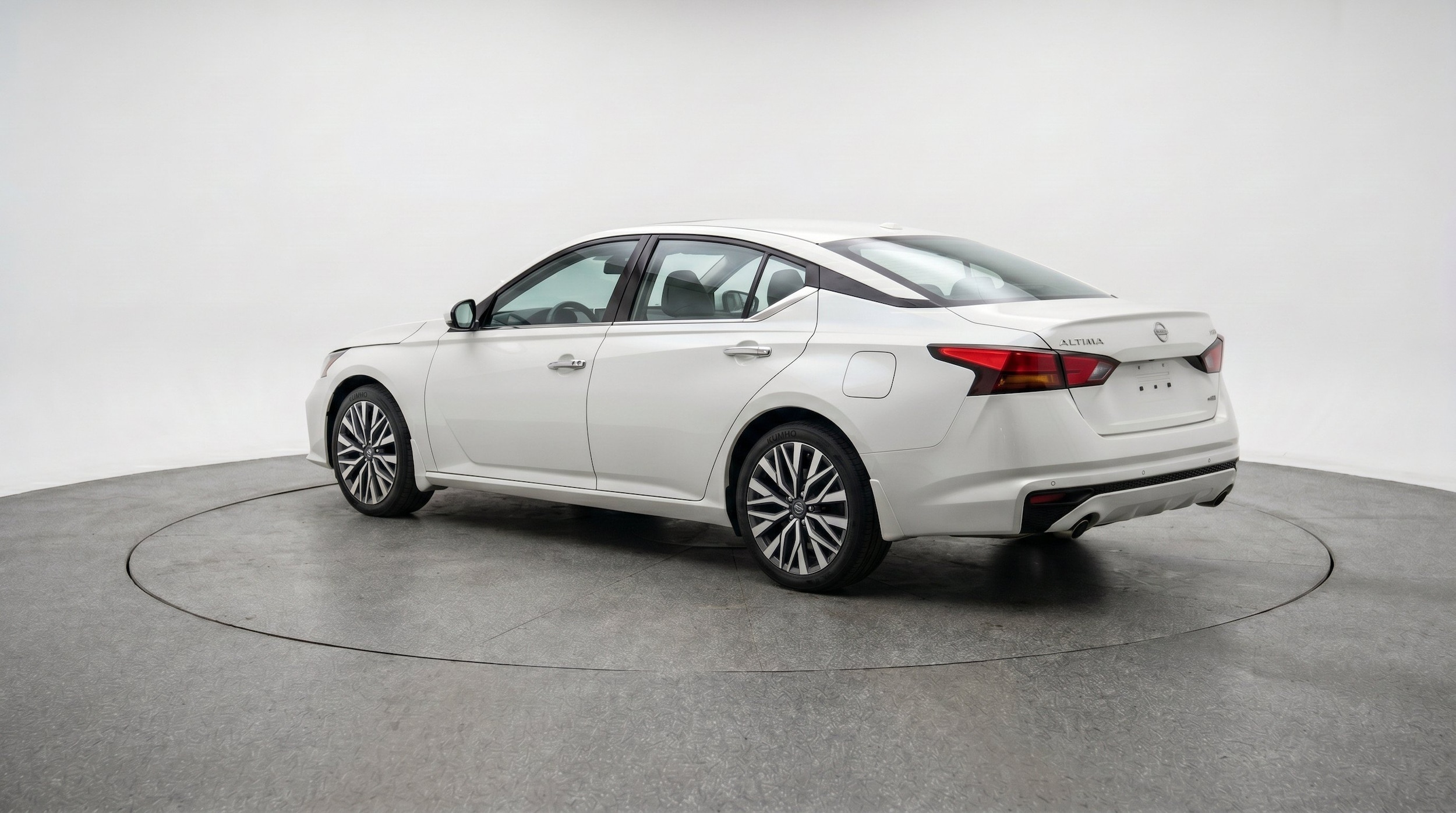 Thumbnail: 2025 Nissan Altima - 6