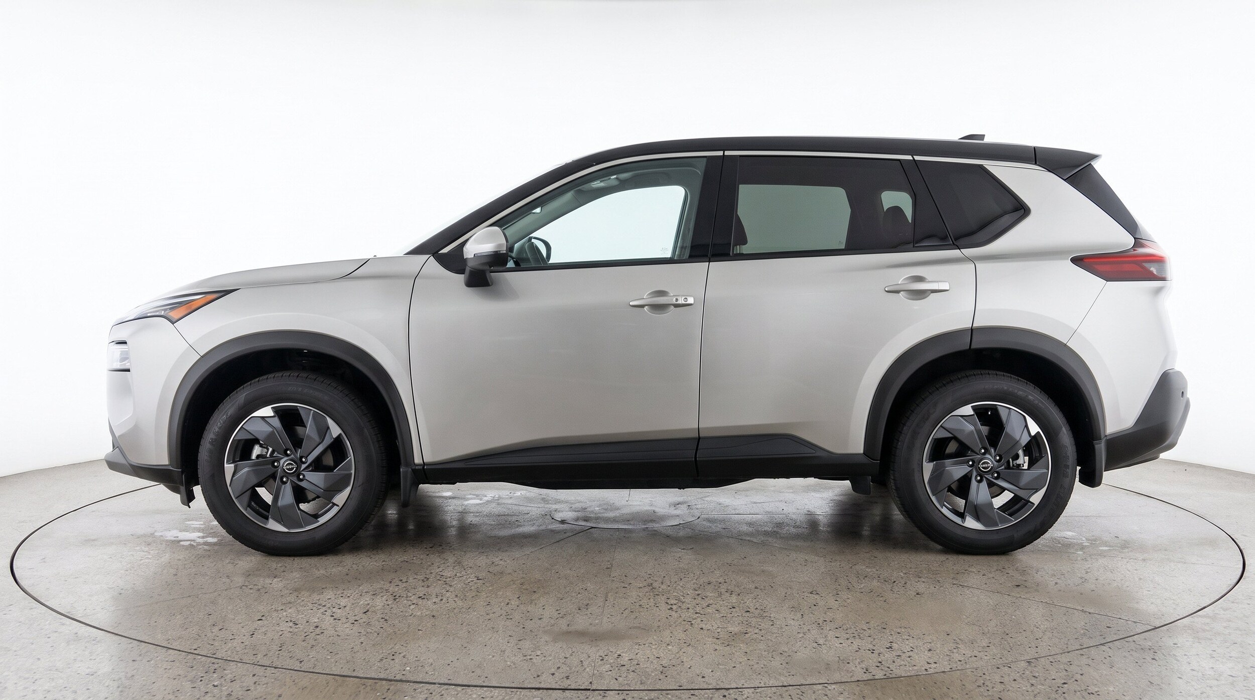 Thumbnail: 2025 Nissan Rogue - 5