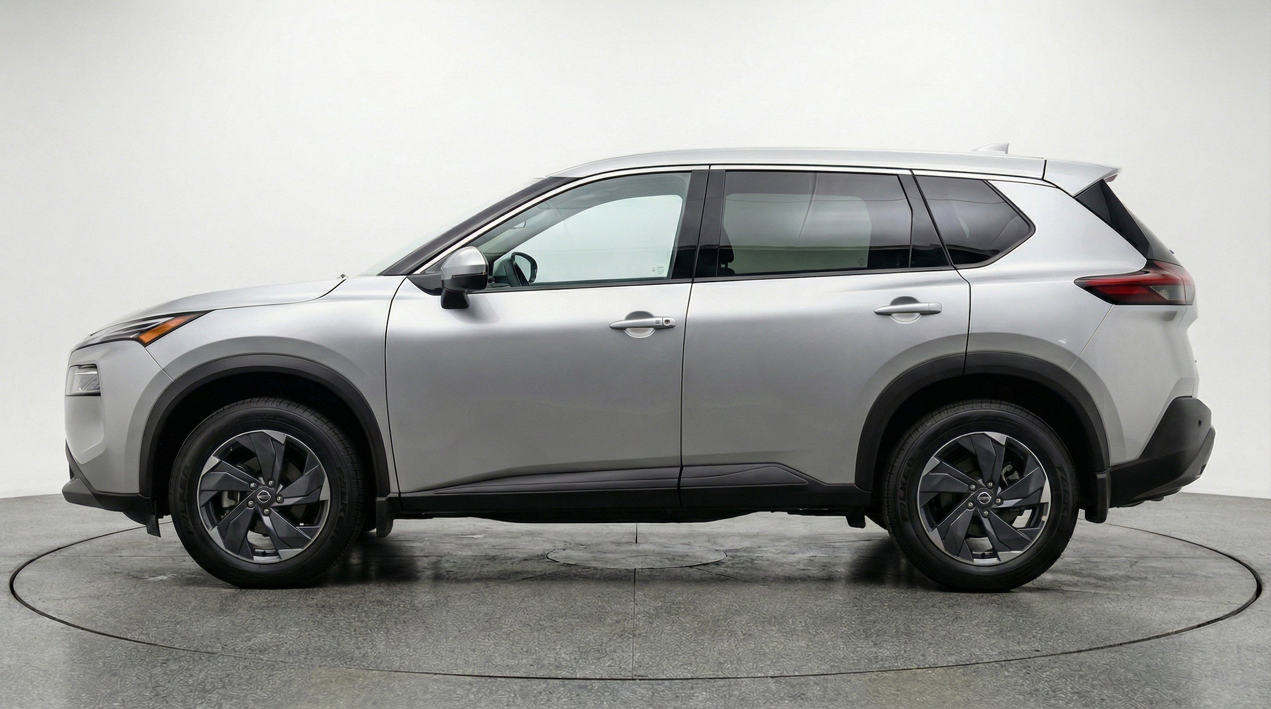 Thumbnail: 2025 Nissan Rogue - 5