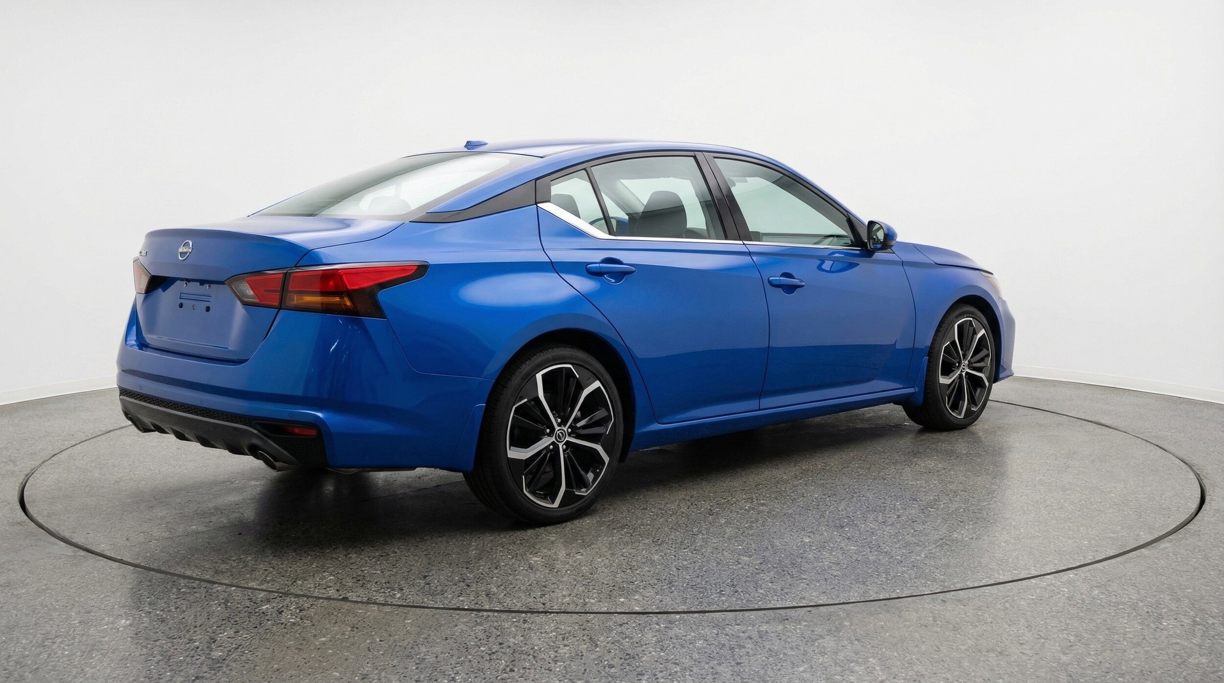 Thumbnail: 2025 Nissan Altima - 9