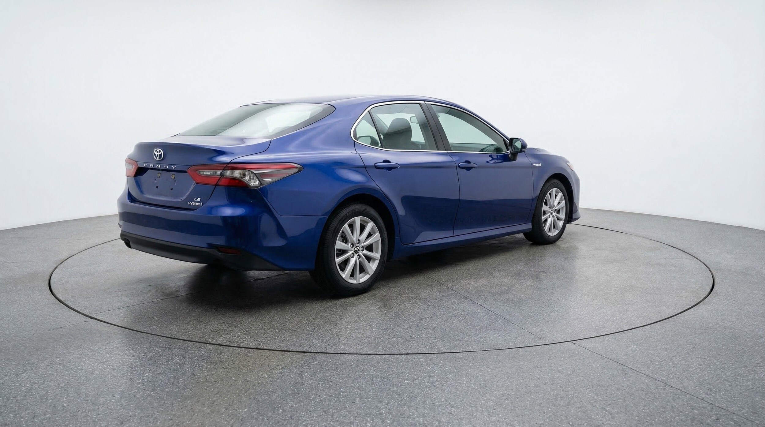 Thumbnail: 2025 Toyota Camry - 9