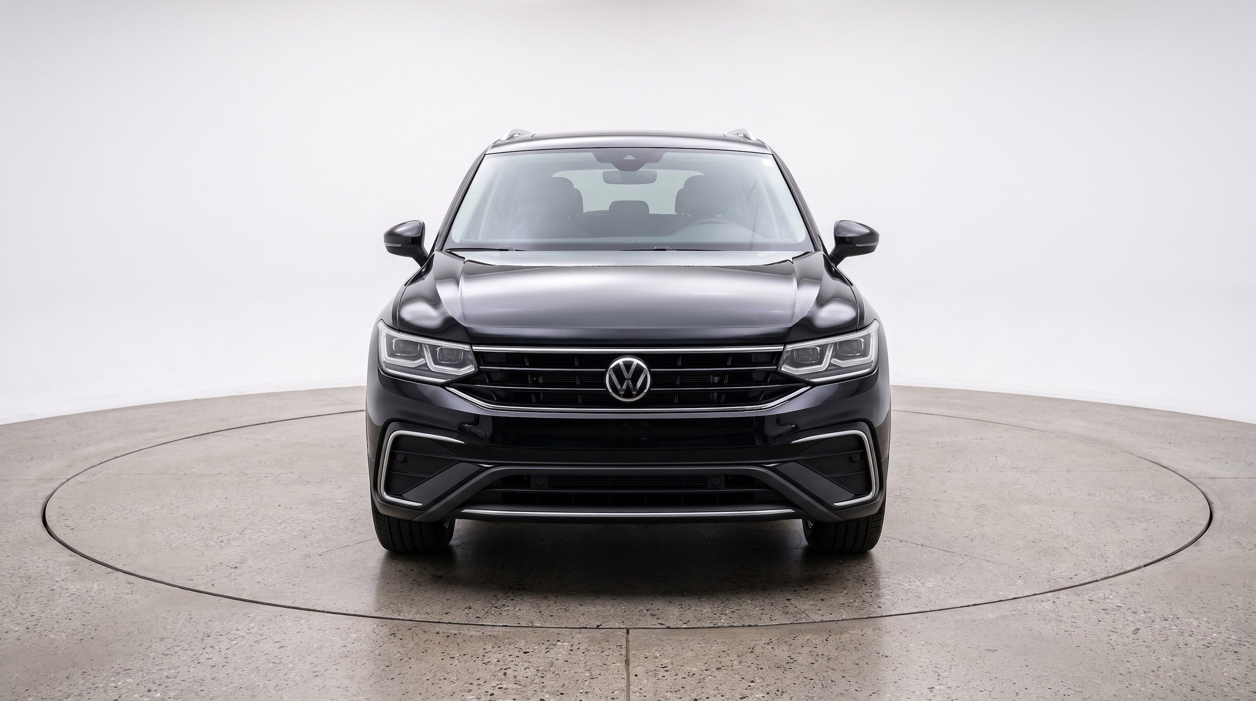Thumbnail: 2026 Volkswagen Tiguan - 2