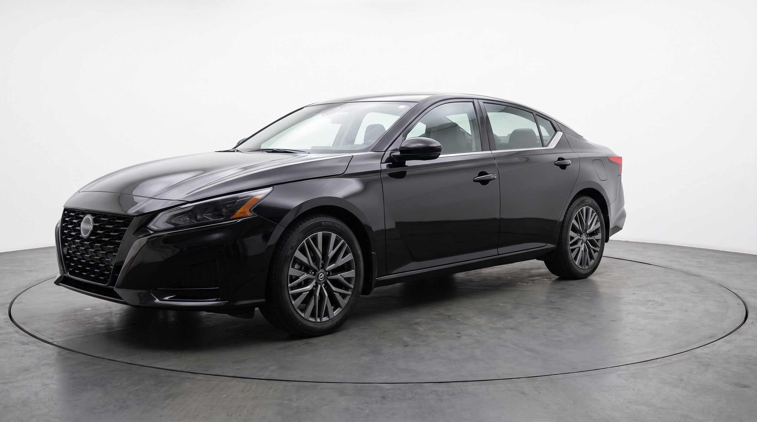 Thumbnail: 2025 Nissan Altima - 3