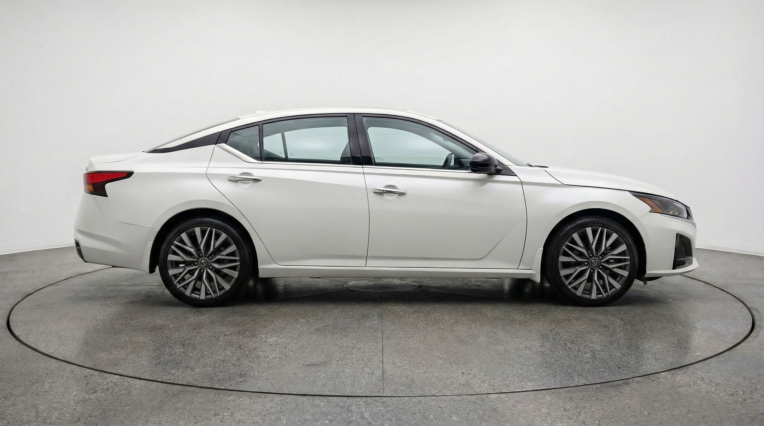 Thumbnail: 2025 Nissan Altima - 11