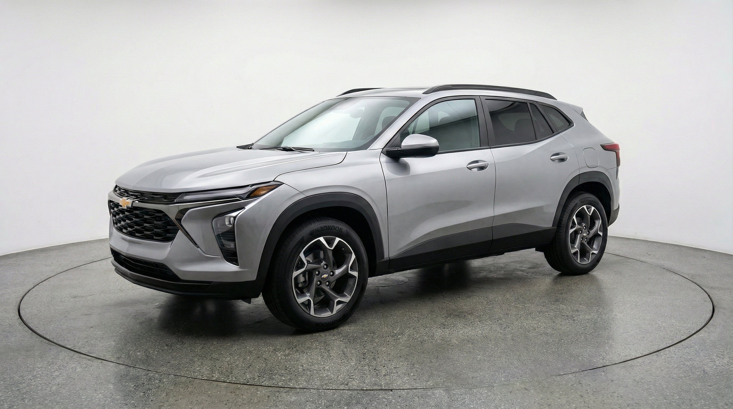 Thumbnail: 2025 Chevrolet Trax - 3