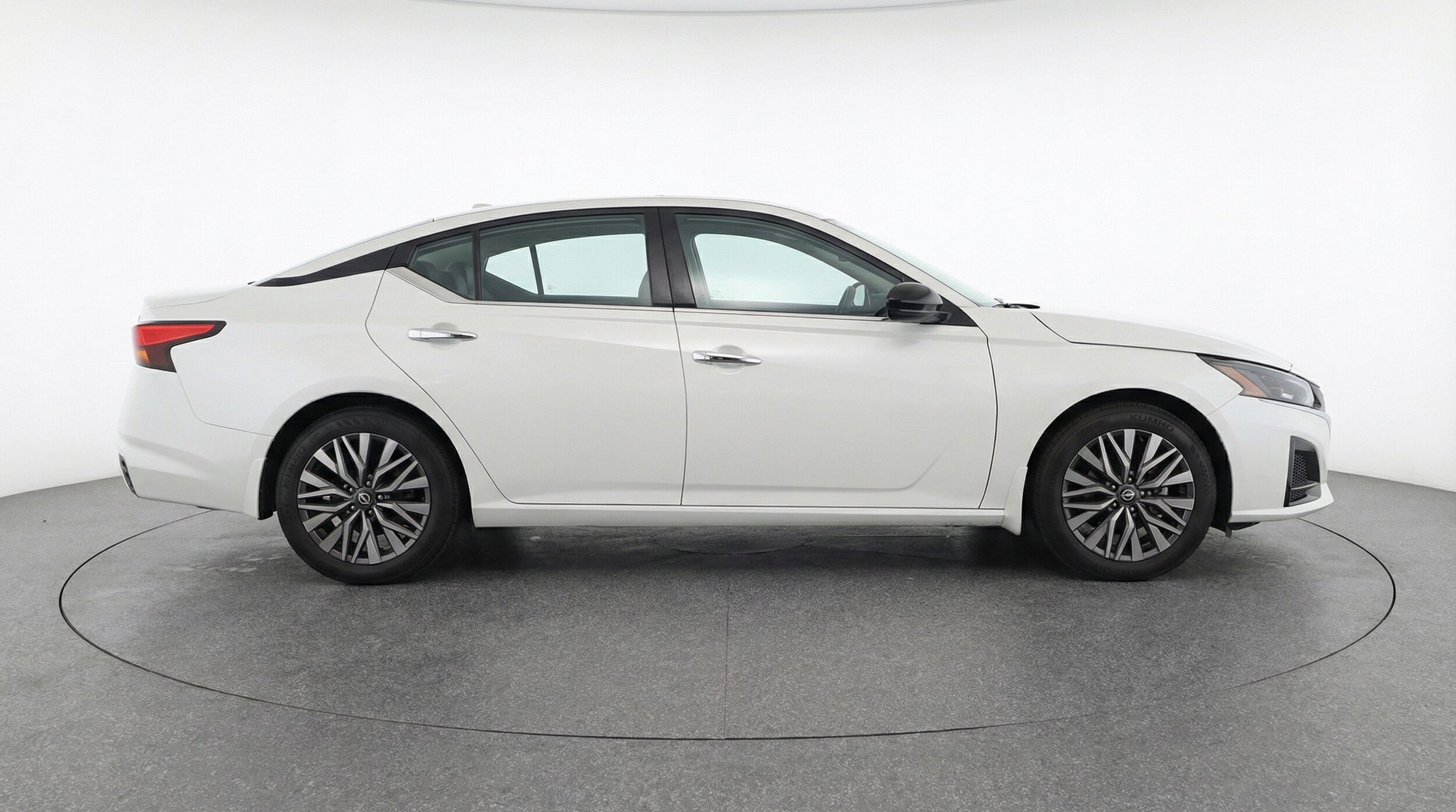 Thumbnail: 2025 Nissan Altima - 11