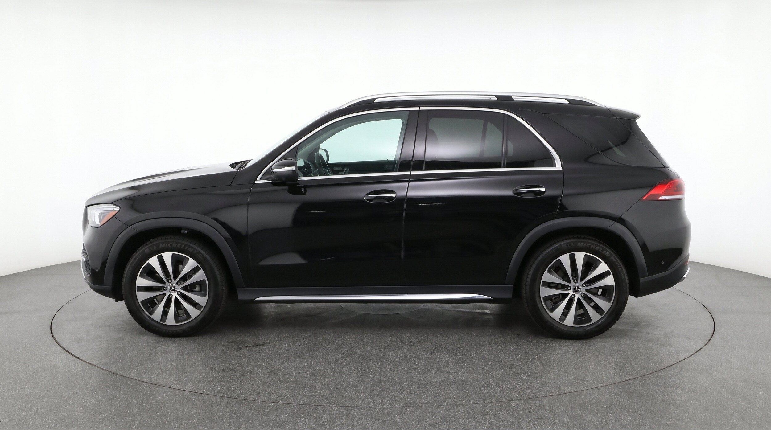 Thumbnail: 2026 Mercedes-Benz GLE - 5