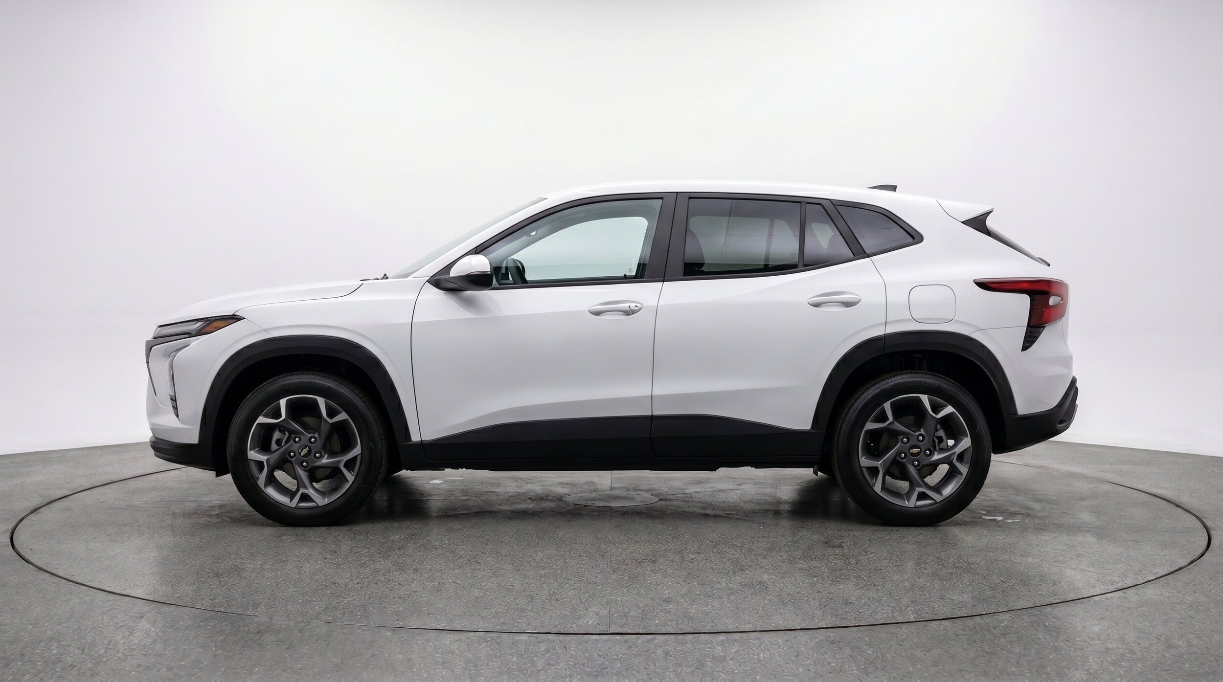 Thumbnail: 2025 Chevrolet Trax - 5