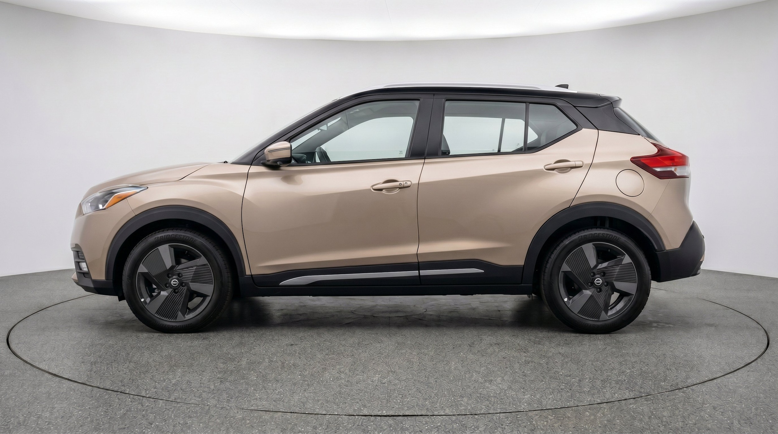 Thumbnail: 2026 Nissan Kicks - 5