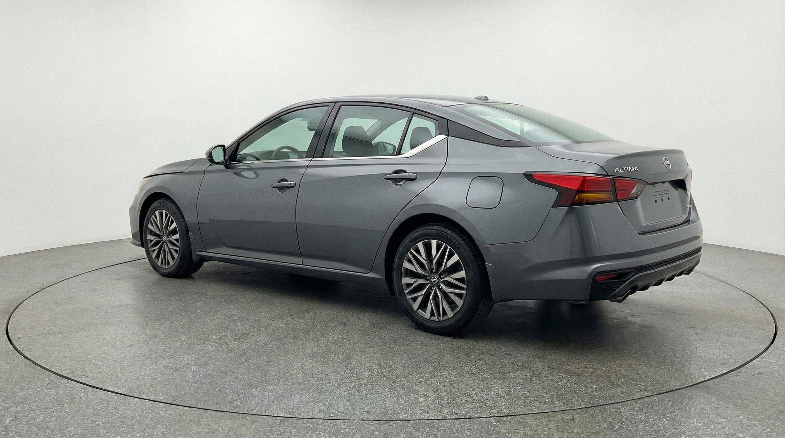 Thumbnail: 2025 Nissan Altima - 6