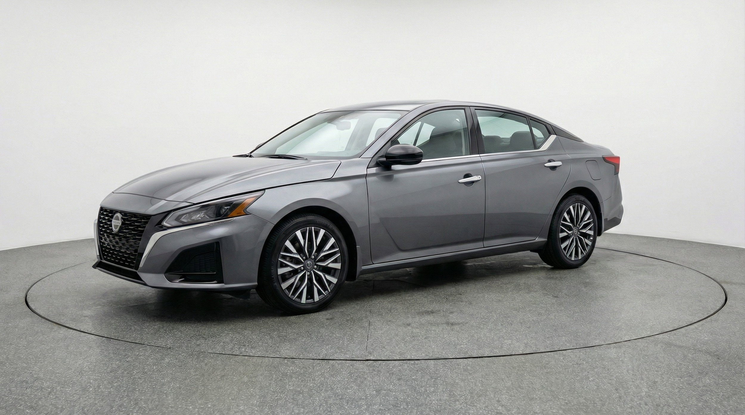 Thumbnail: 2025 Nissan Altima - 3