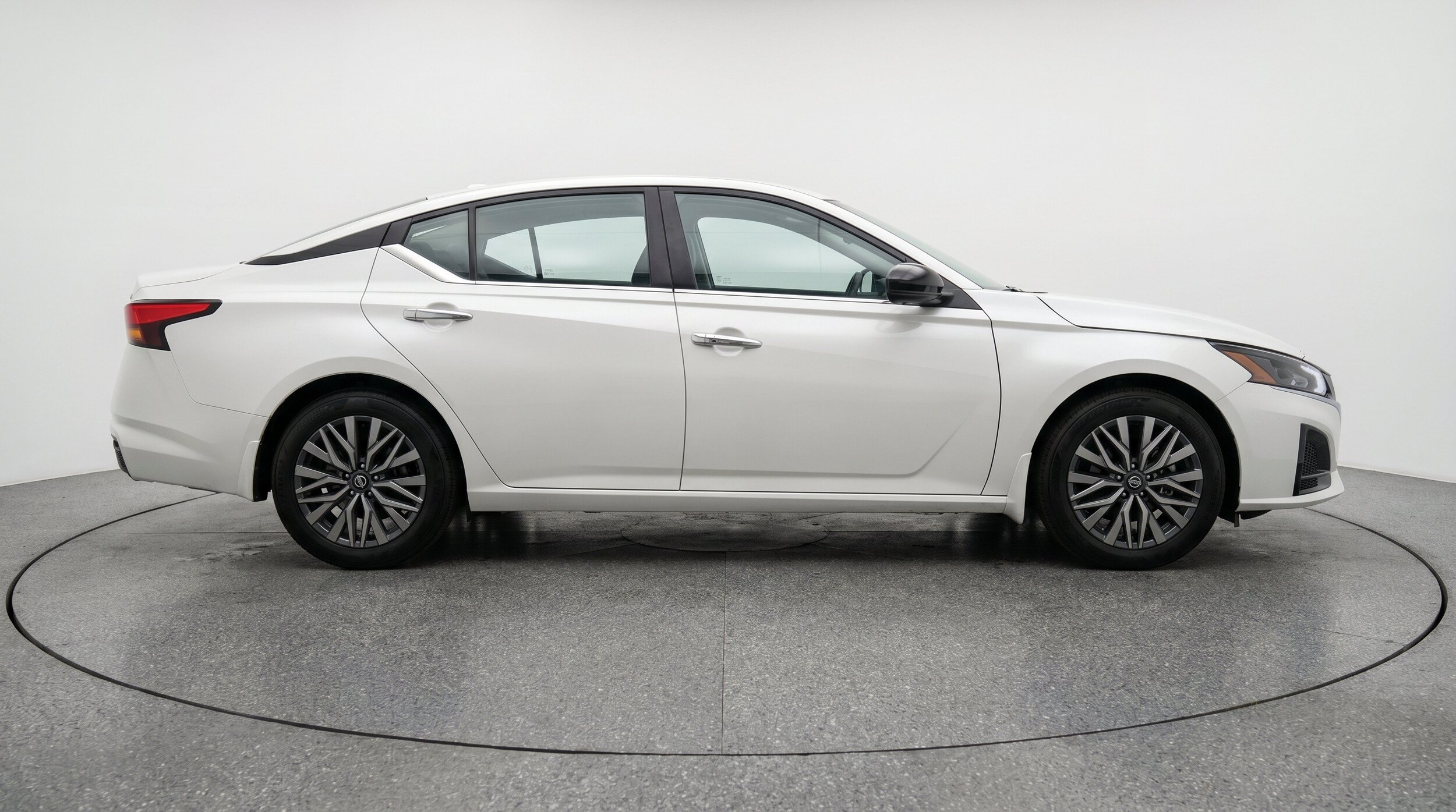 Thumbnail: 2025 Nissan Altima - 11