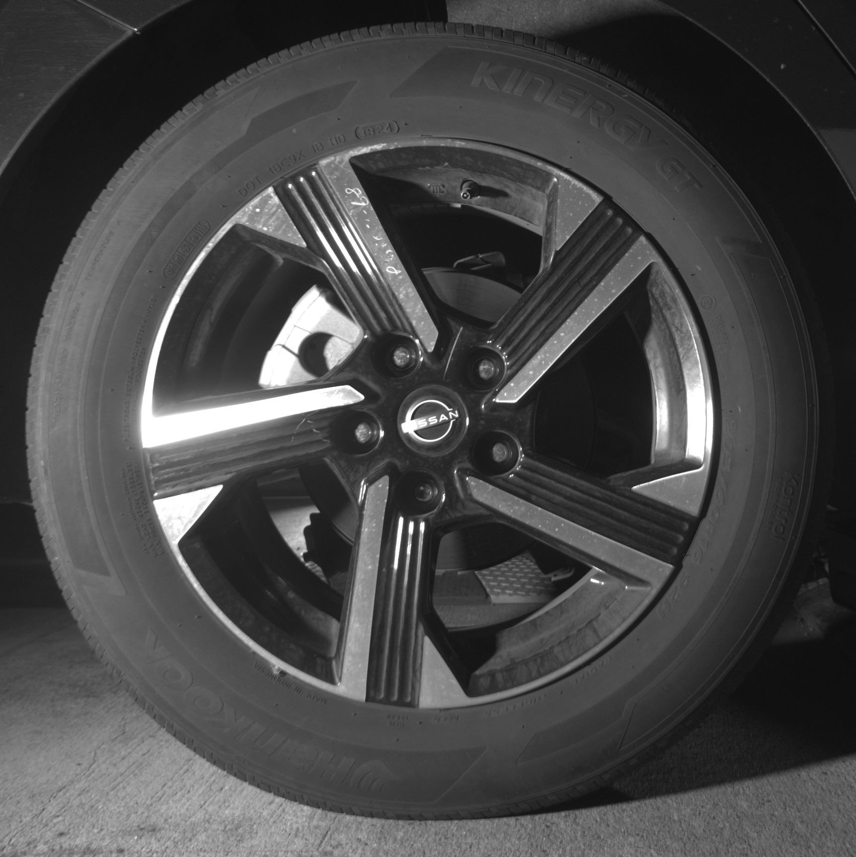 Thumbnail: 2025 Nissan Sentra - 15