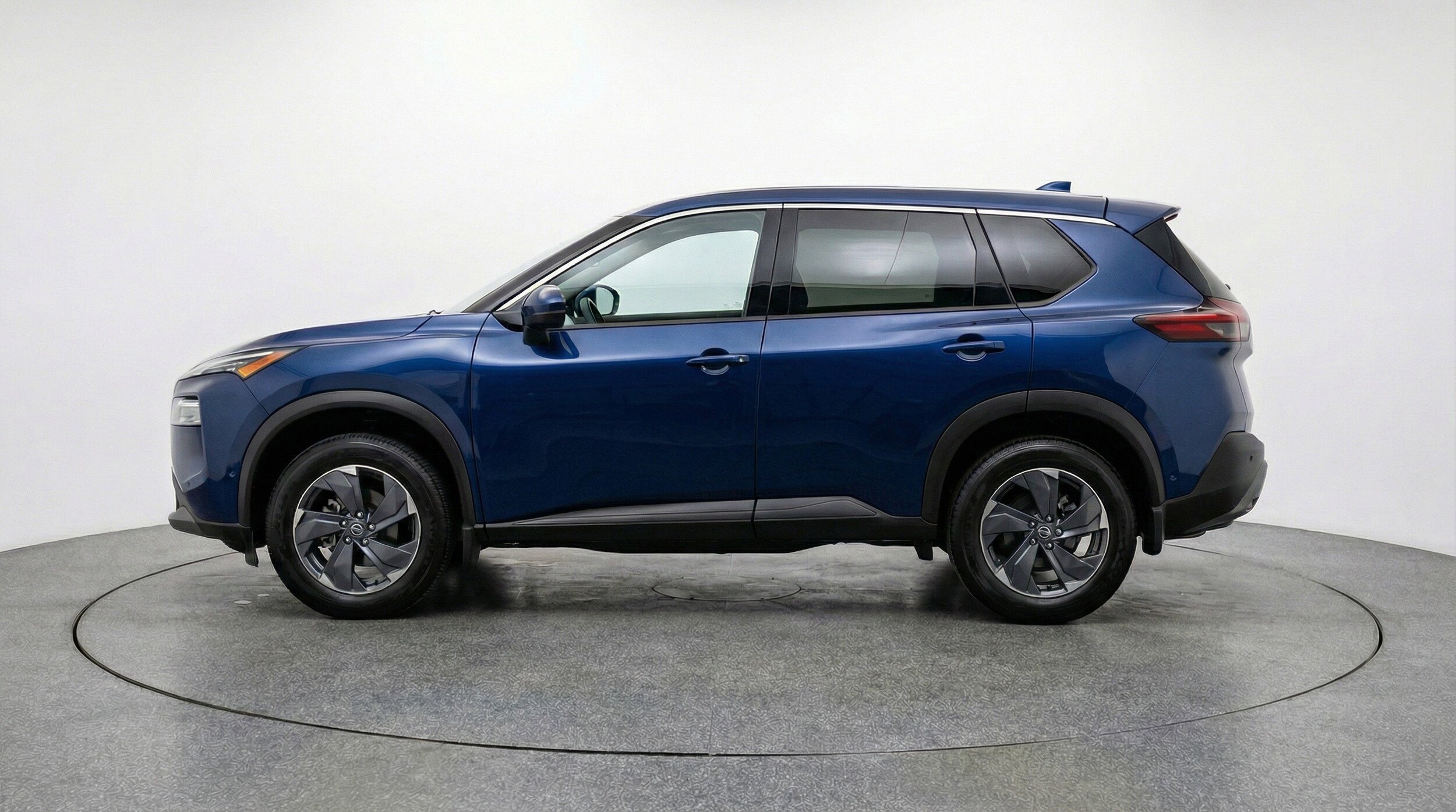 Thumbnail: 2025 Nissan Rogue - 5