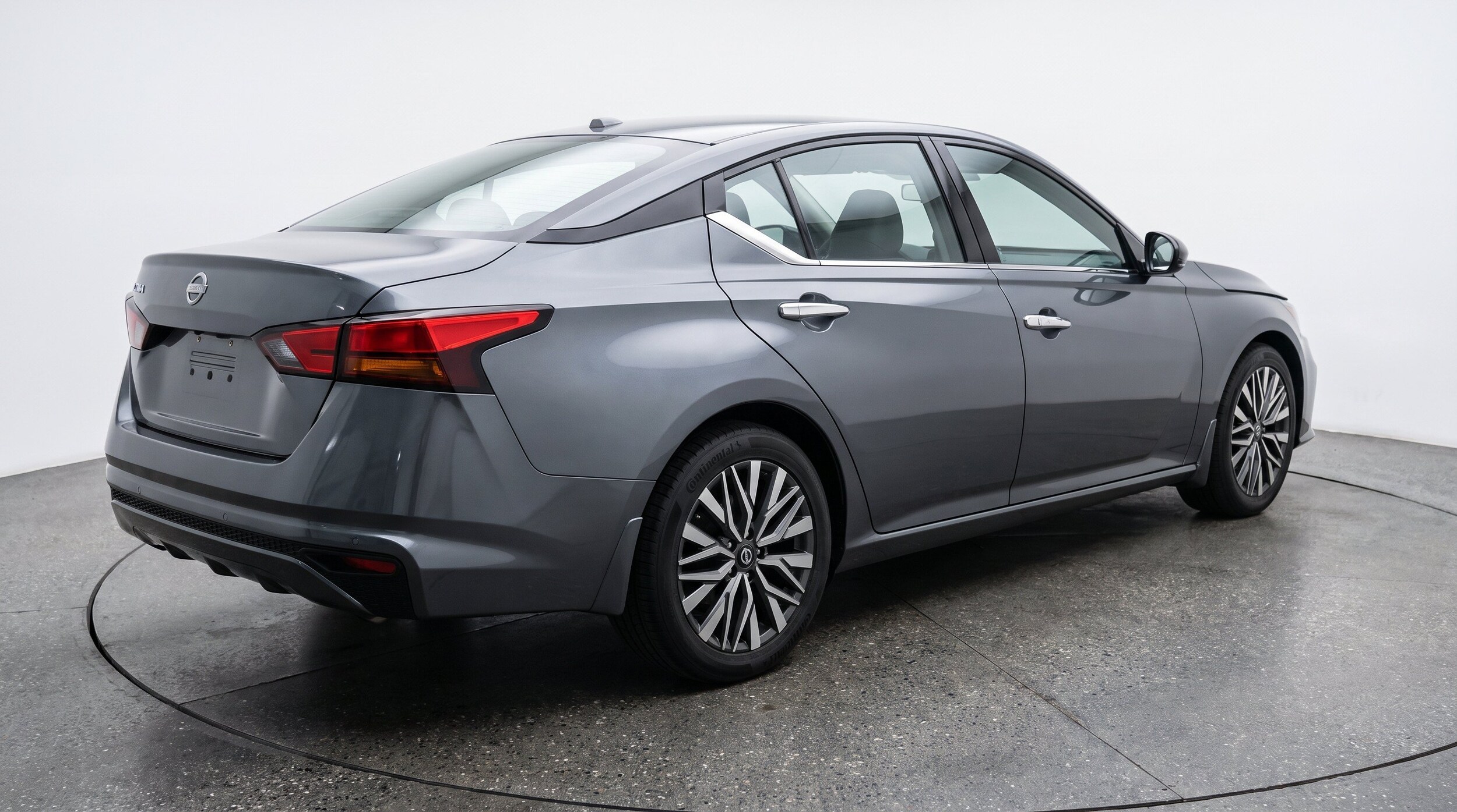 Thumbnail: 2025 Nissan Altima - 9