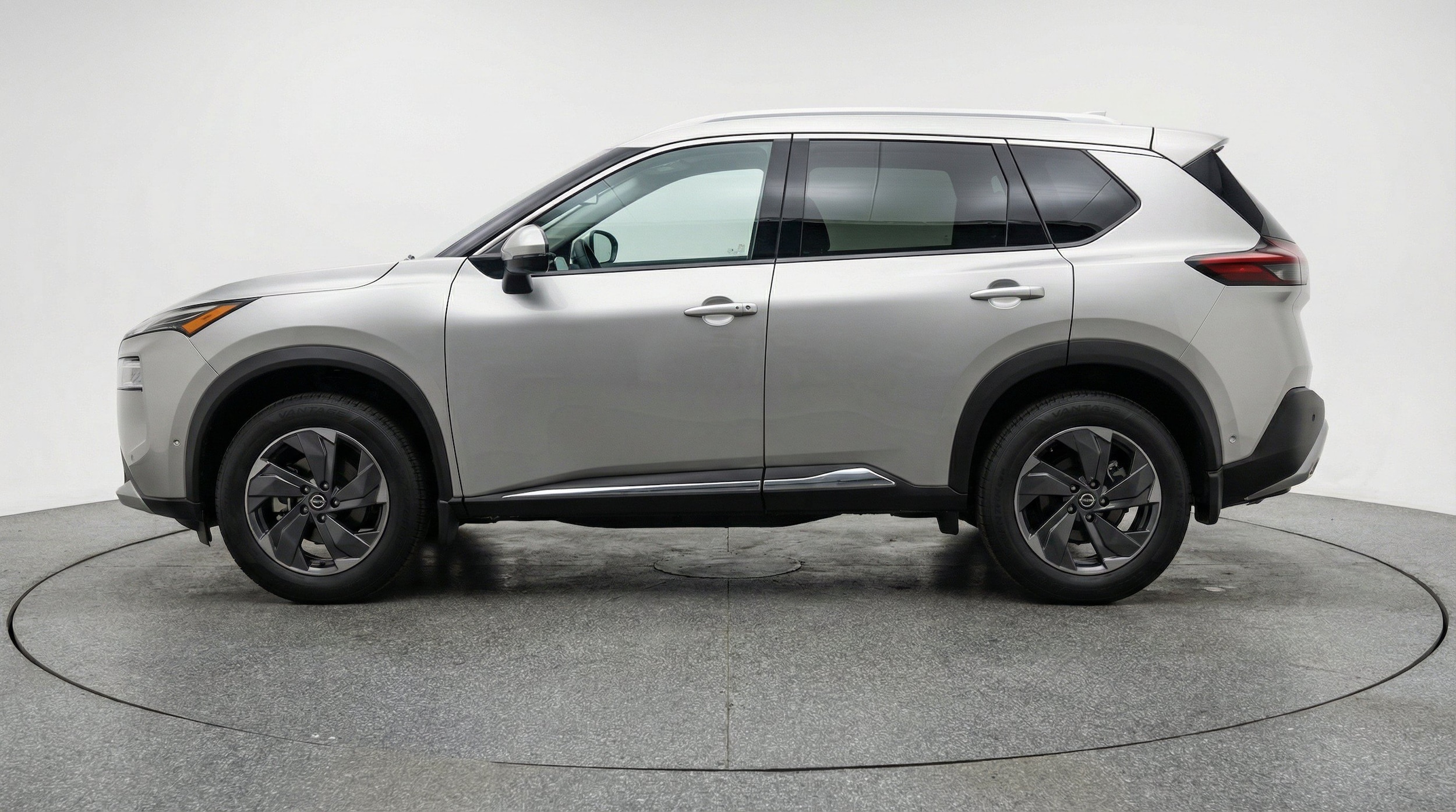 Thumbnail: 2025 Nissan Rogue - 5