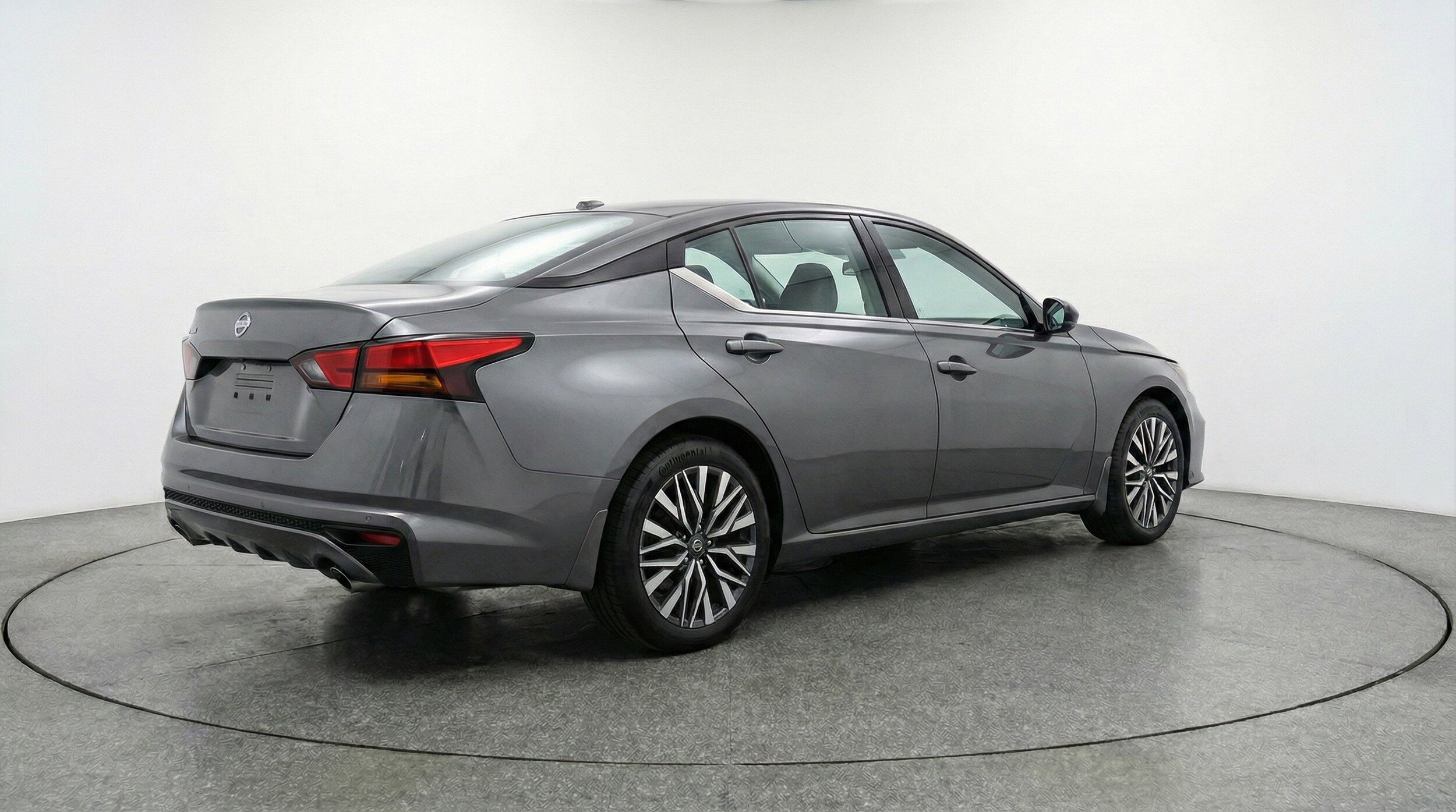 Thumbnail: 2025 Nissan Altima - 9