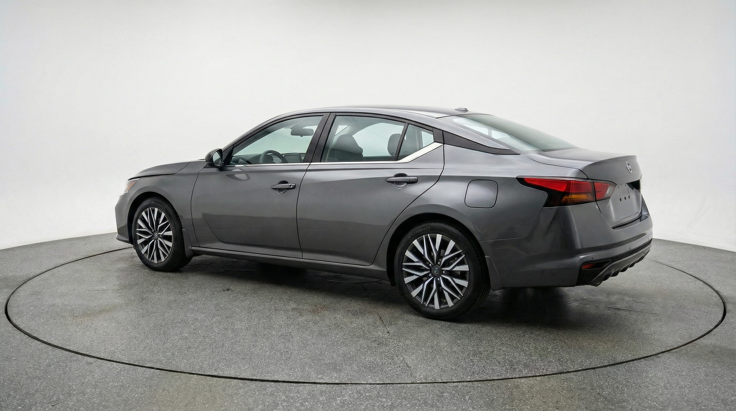 Thumbnail: 2025 Nissan Altima - 5