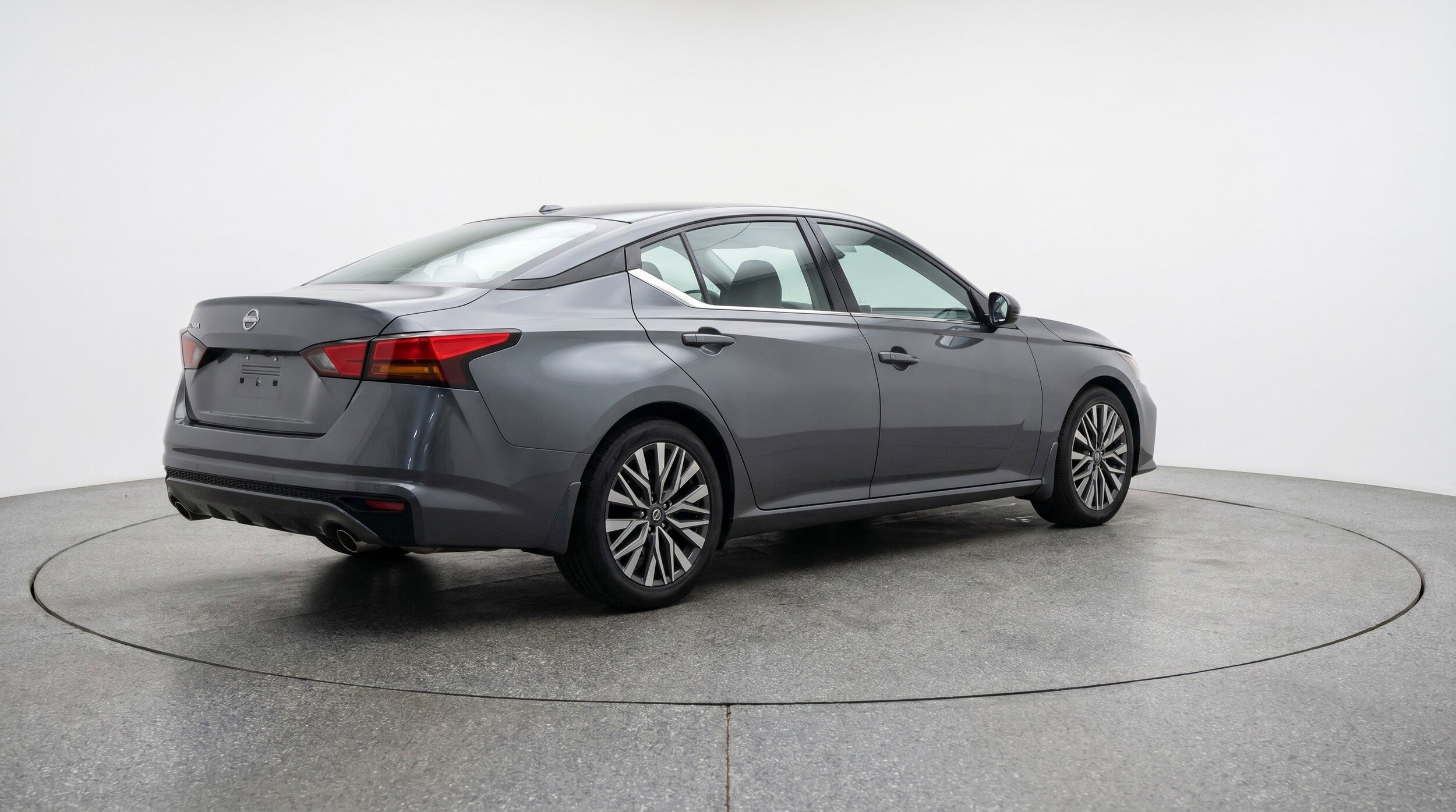 Thumbnail: 2025 Nissan Altima - 9