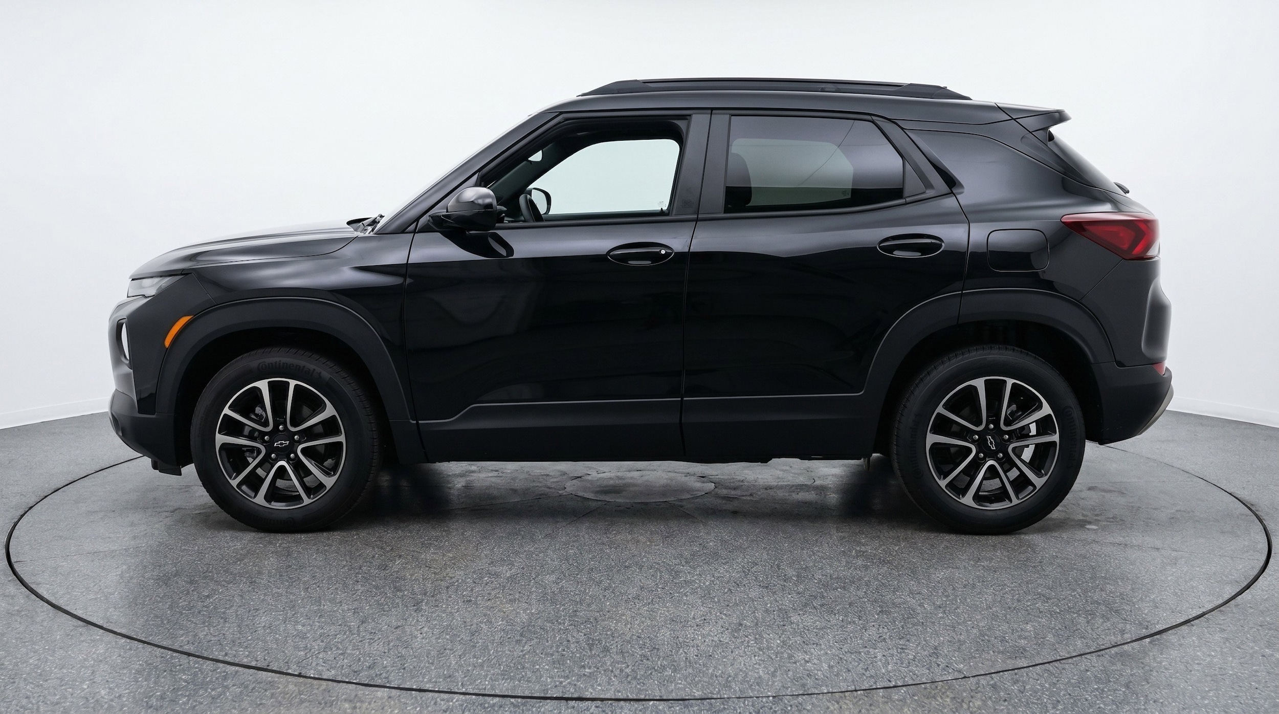 Thumbnail: 2025 Chevrolet TrailBlazer - 5