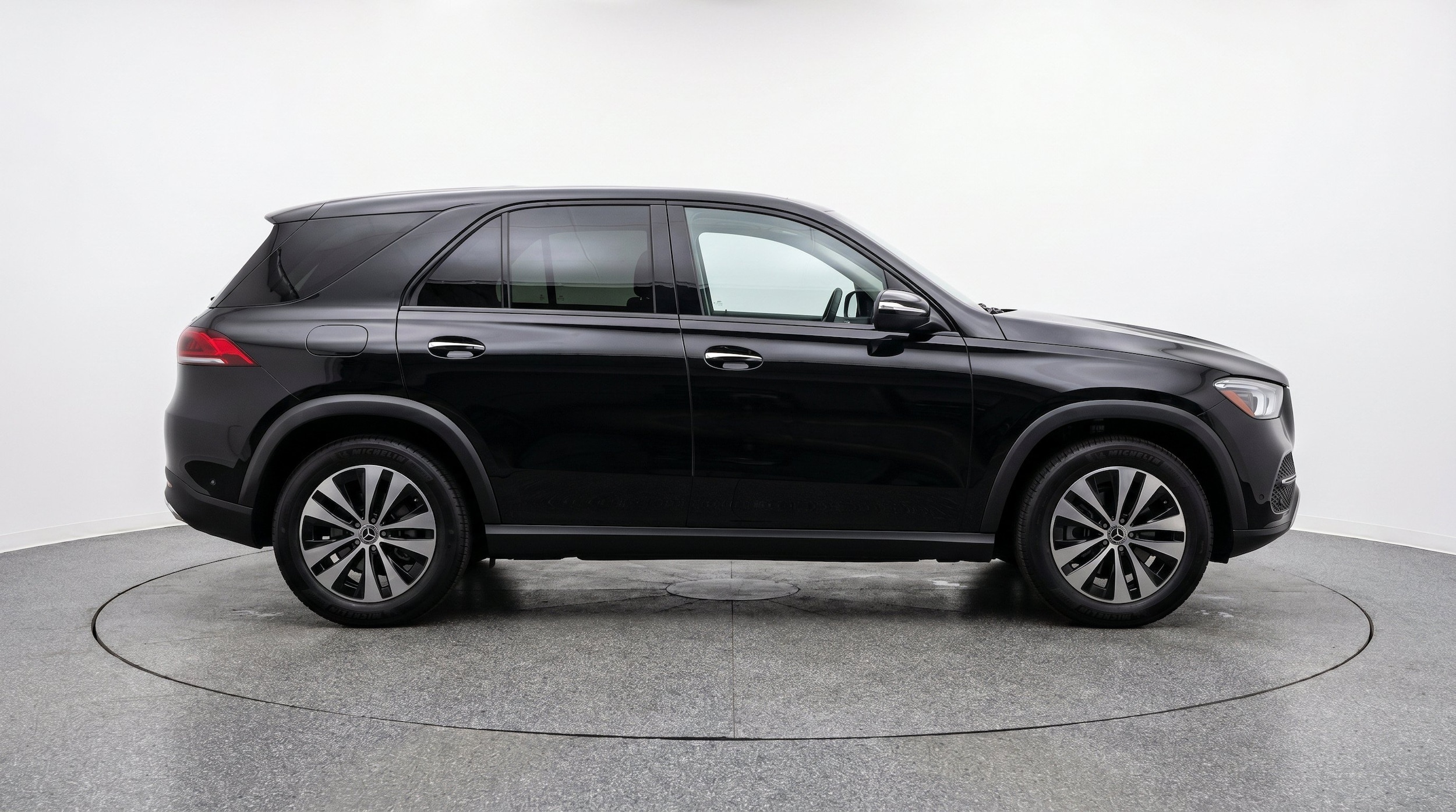 Thumbnail: 2026 Mercedes-Benz GLE - 11