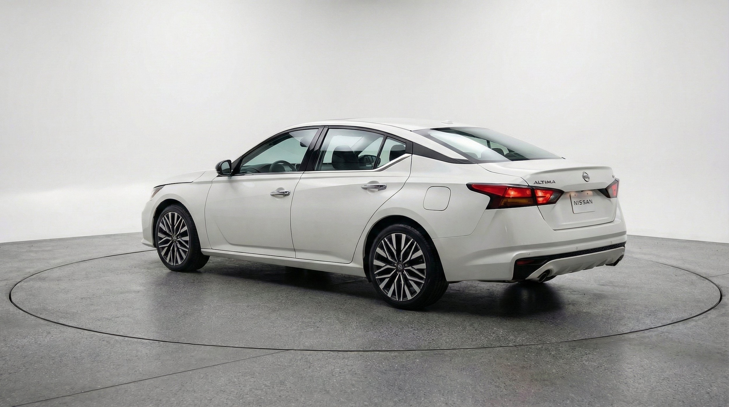 Thumbnail: 2025 Nissan Altima - 6