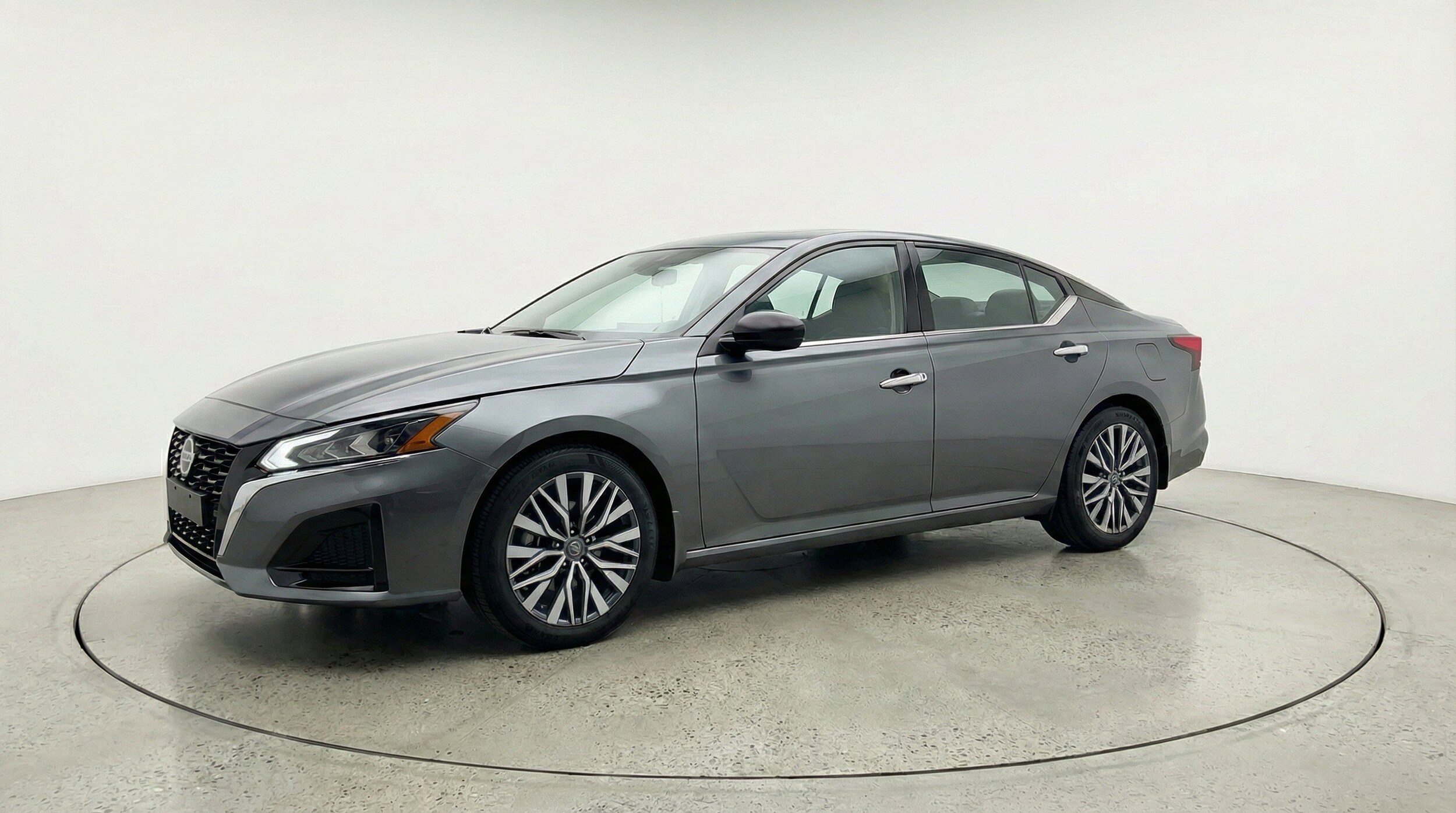 Thumbnail: 2025 Nissan Altima - 3