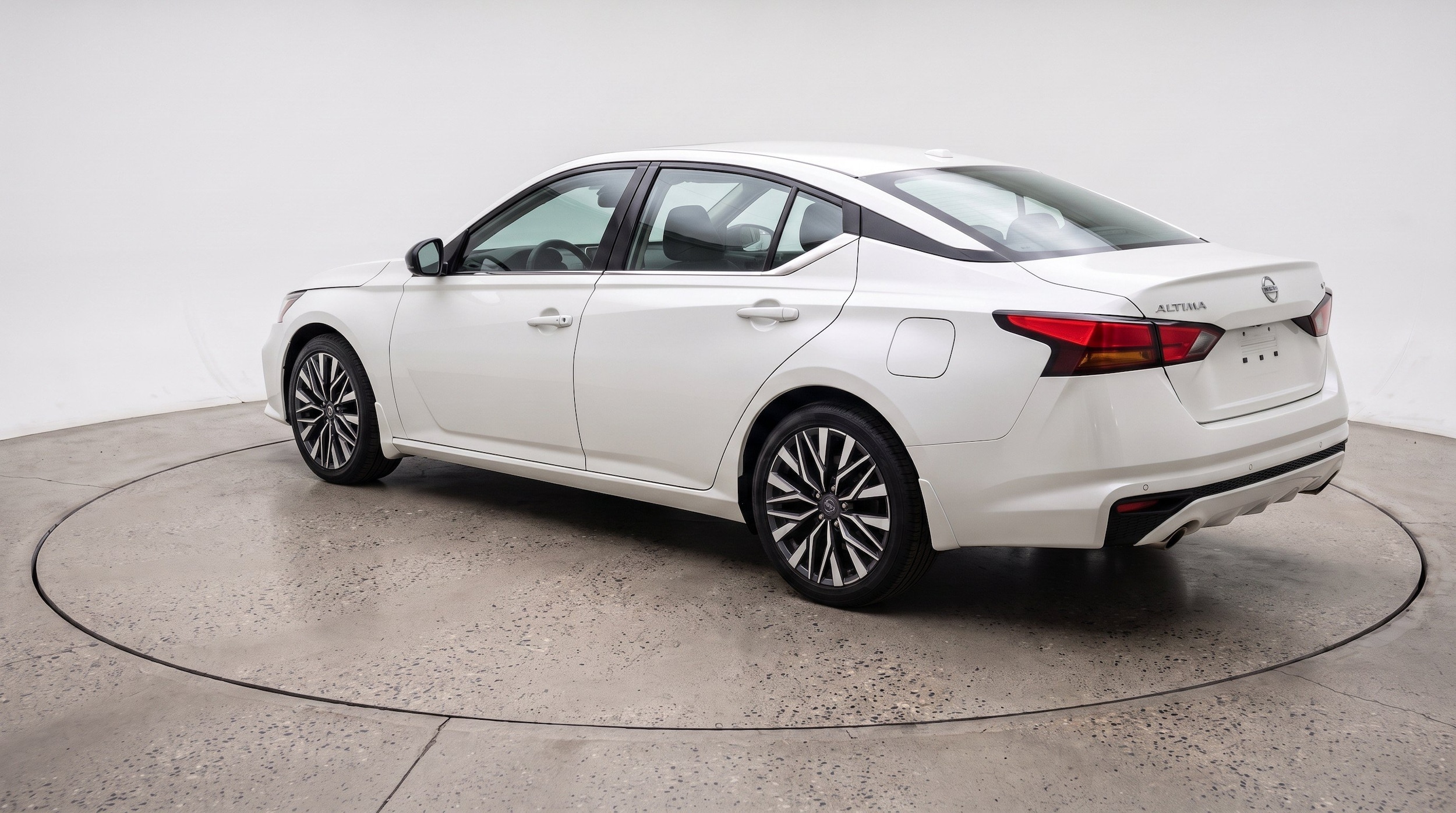 Thumbnail: 2025 Nissan Altima - 6