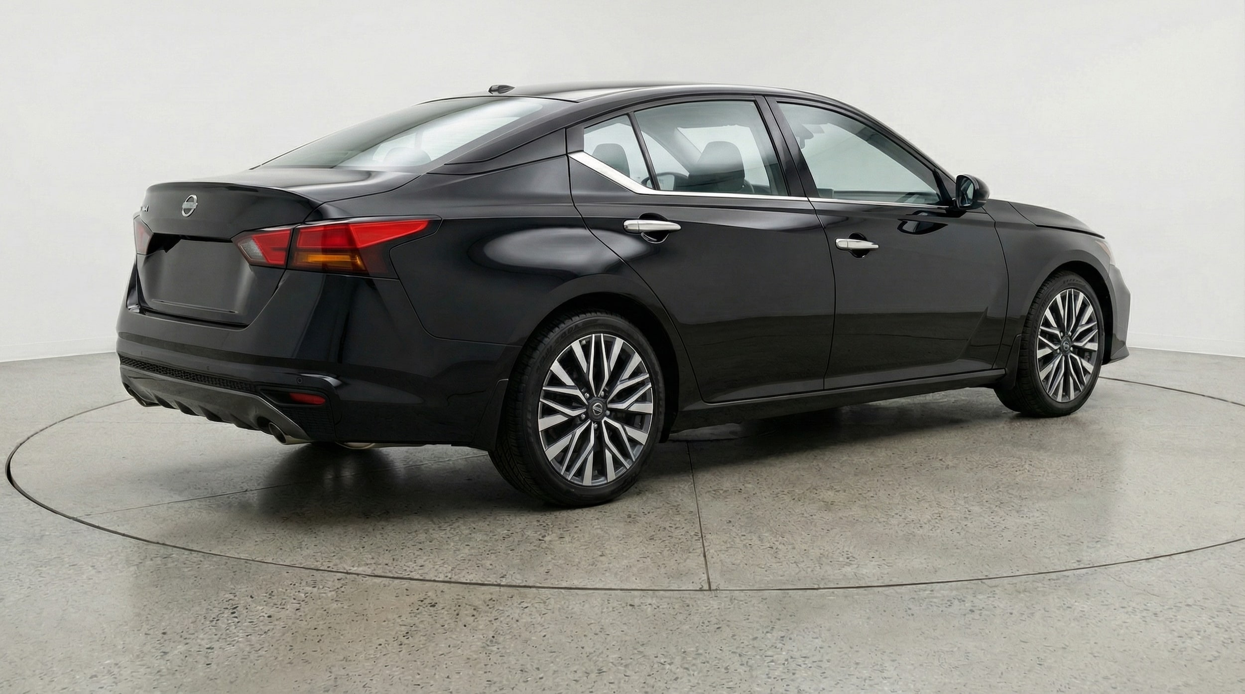 Thumbnail: 2025 Nissan Altima - 7