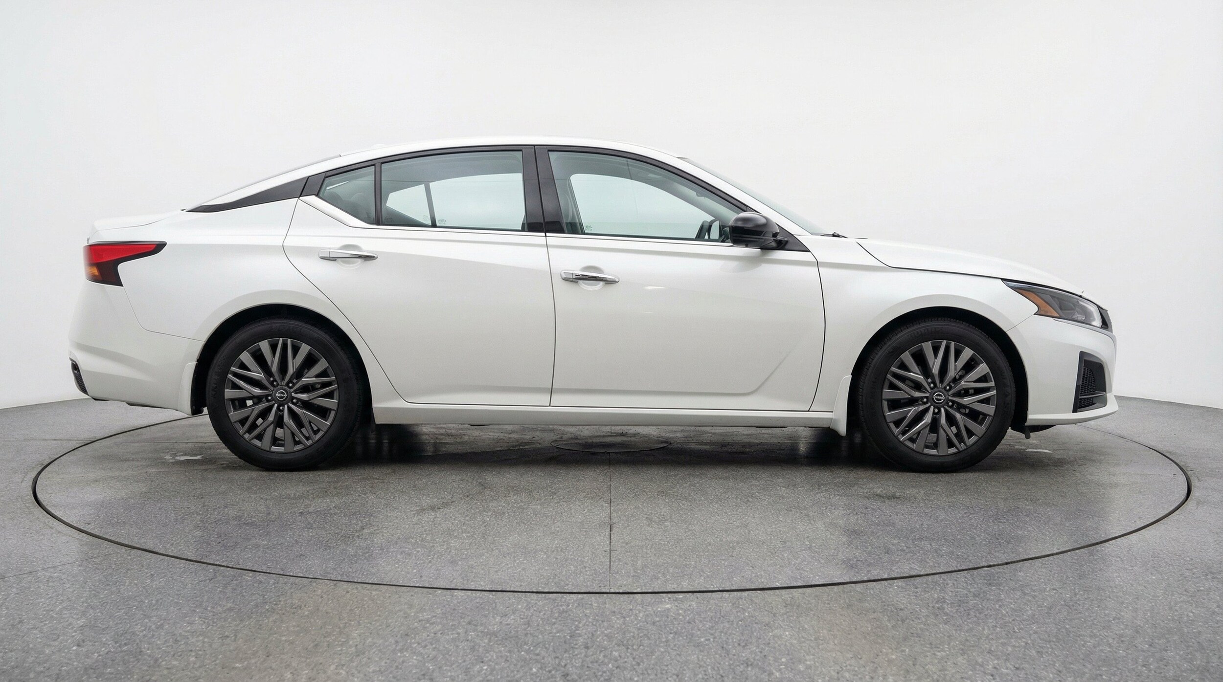 Thumbnail: 2025 Nissan Altima - 11