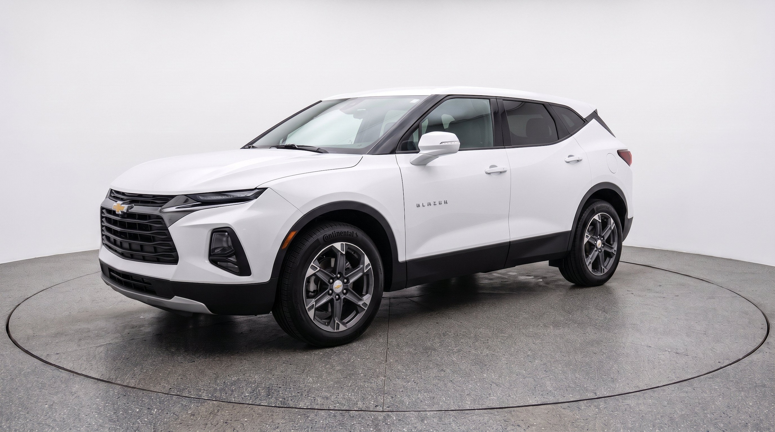 Thumbnail: 2025 Chevrolet Blazer - 3
