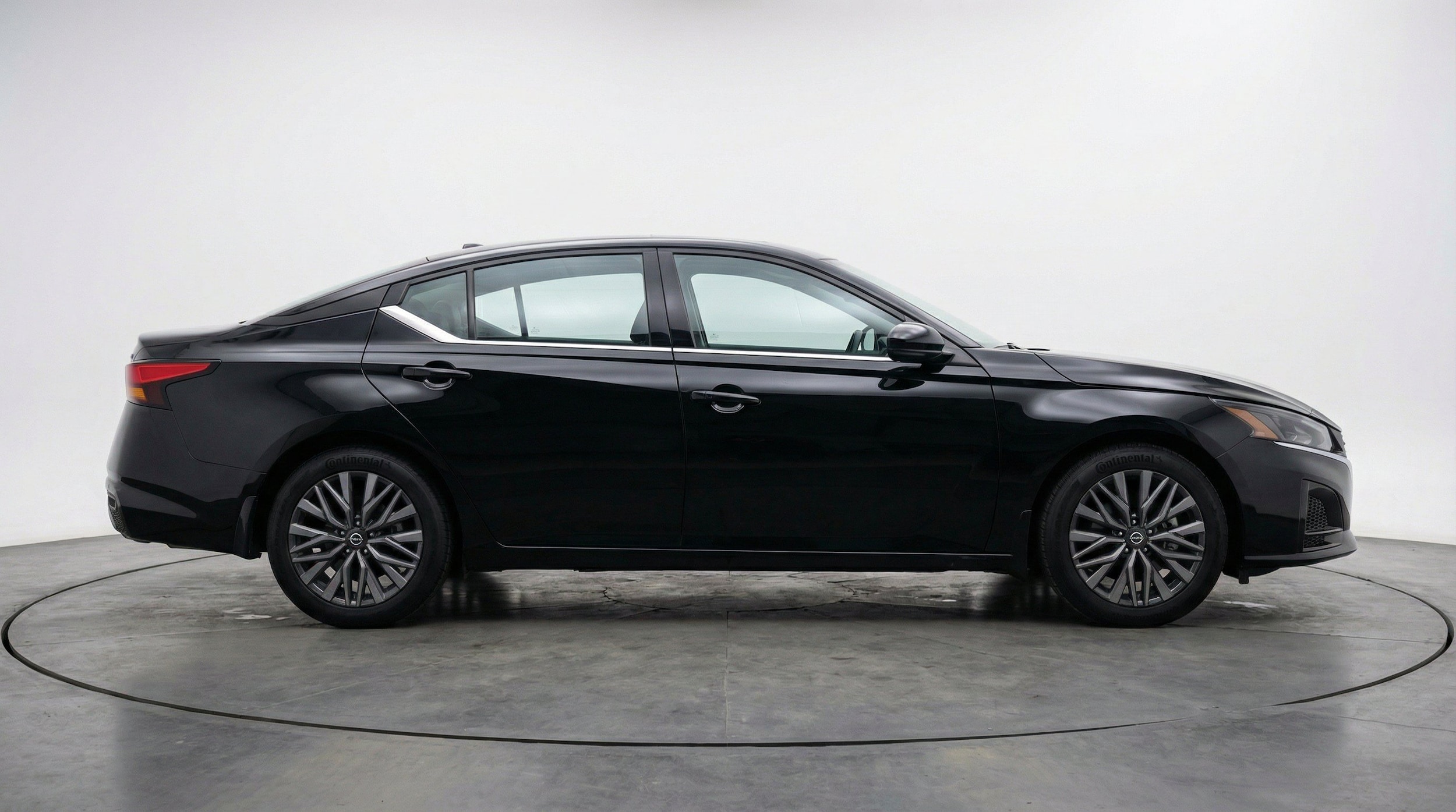 Thumbnail: 2025 Nissan Altima - 11