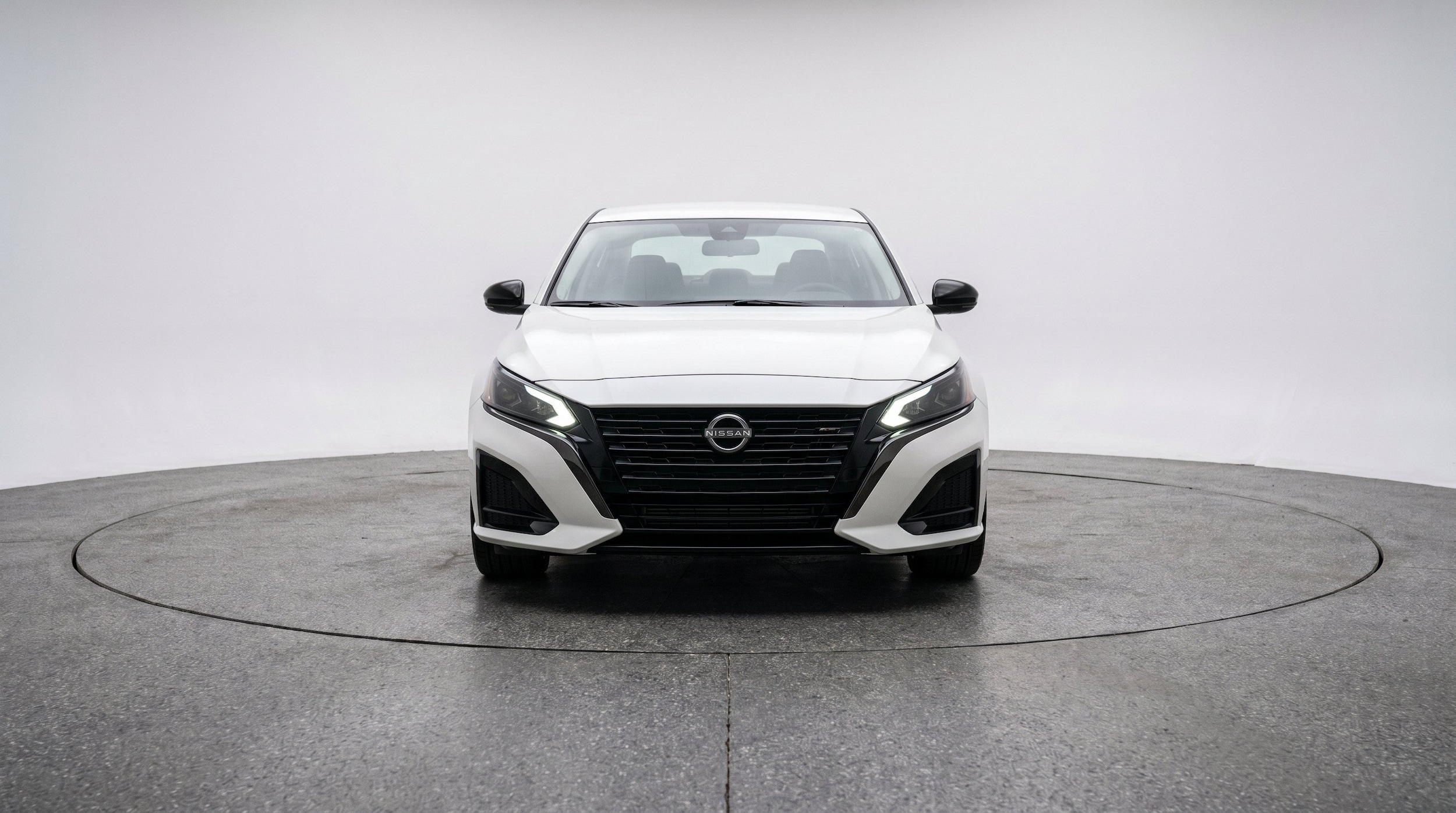 Thumbnail: 2025 Nissan Altima - 2