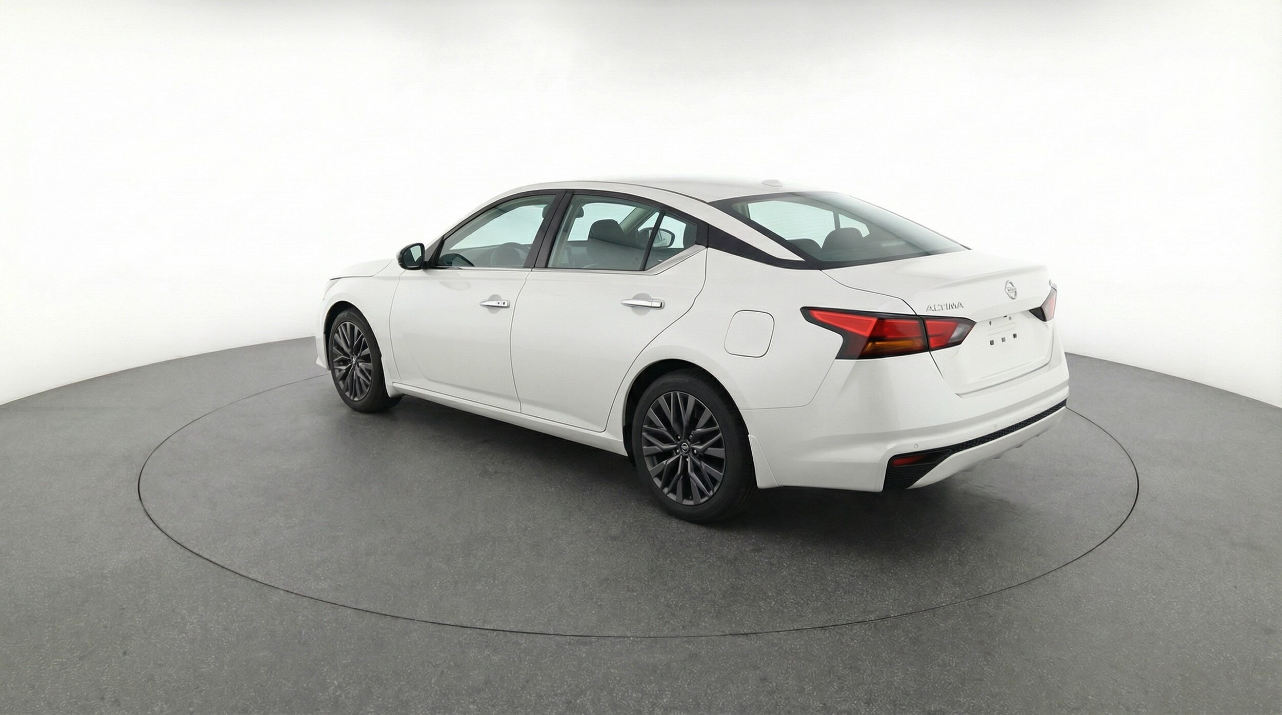 Thumbnail: 2025 Nissan Altima - 5