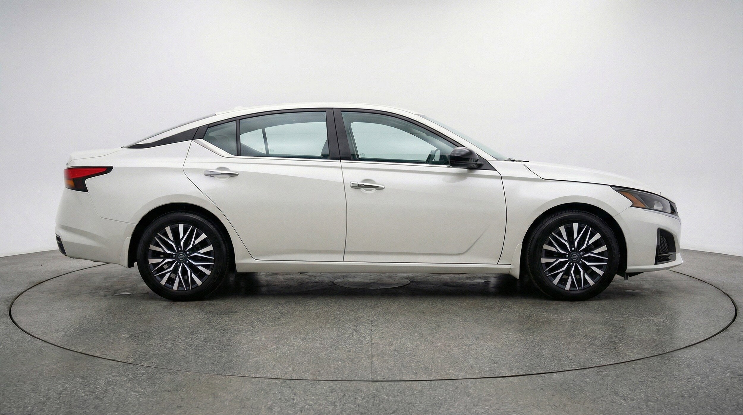 Thumbnail: 2025 Nissan Altima - 11