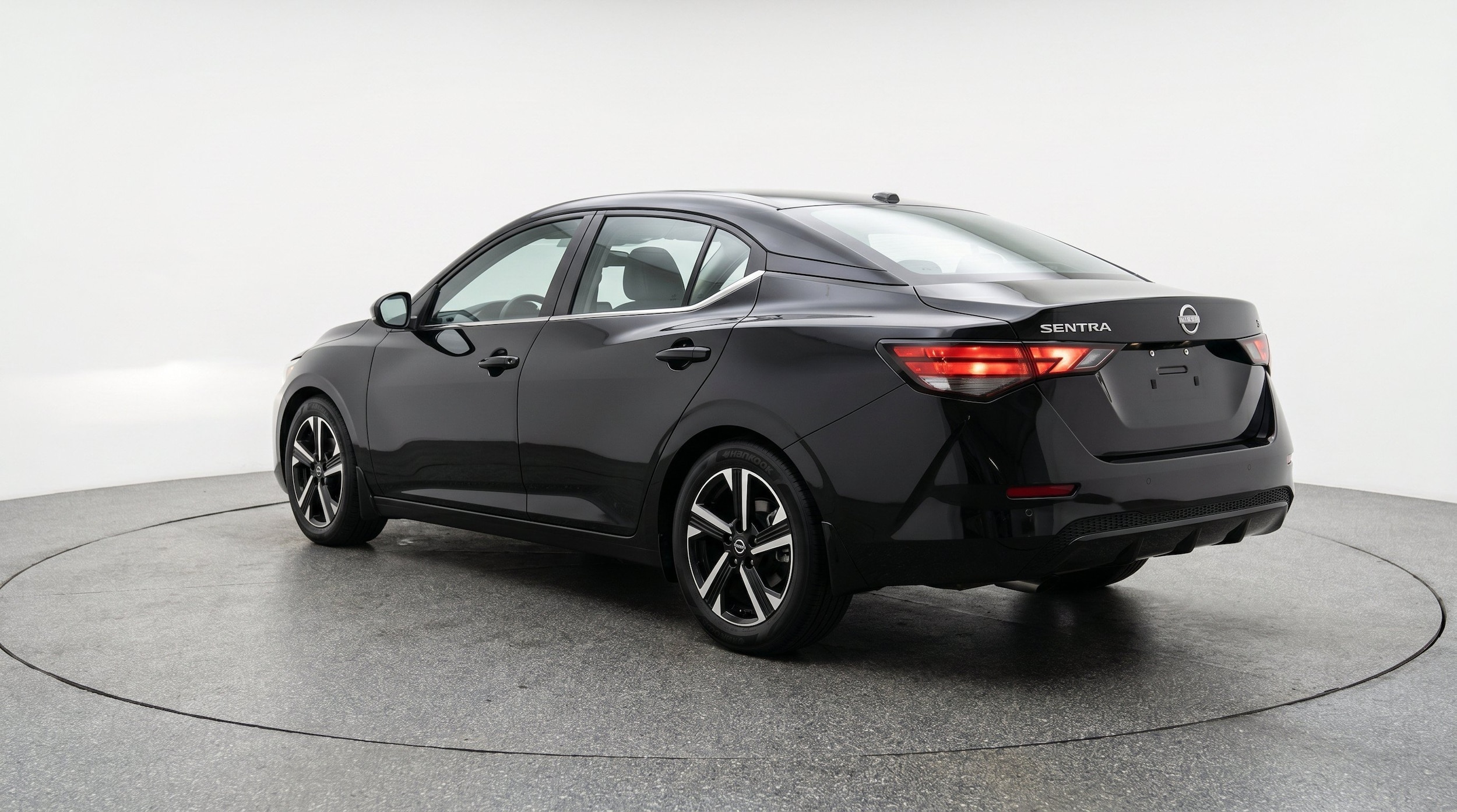 Thumbnail: 2025 Nissan Sentra - 6