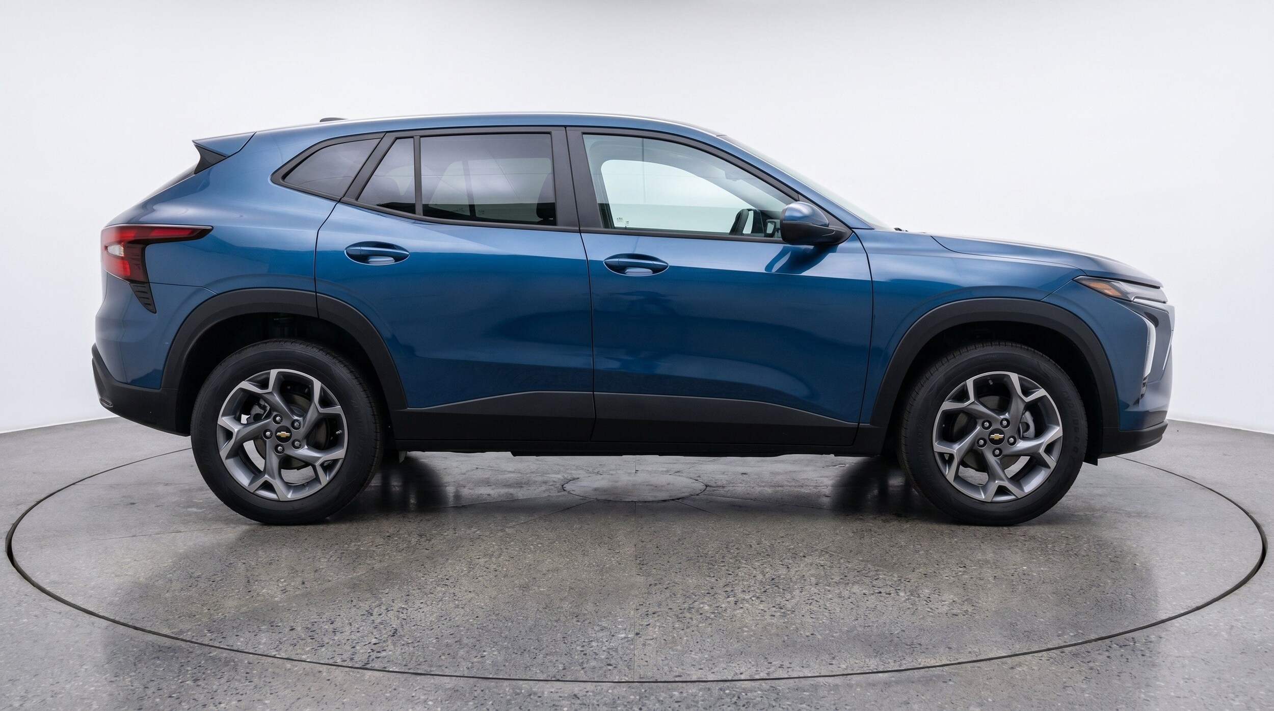 Thumbnail: 2025 Chevrolet Trax - 11